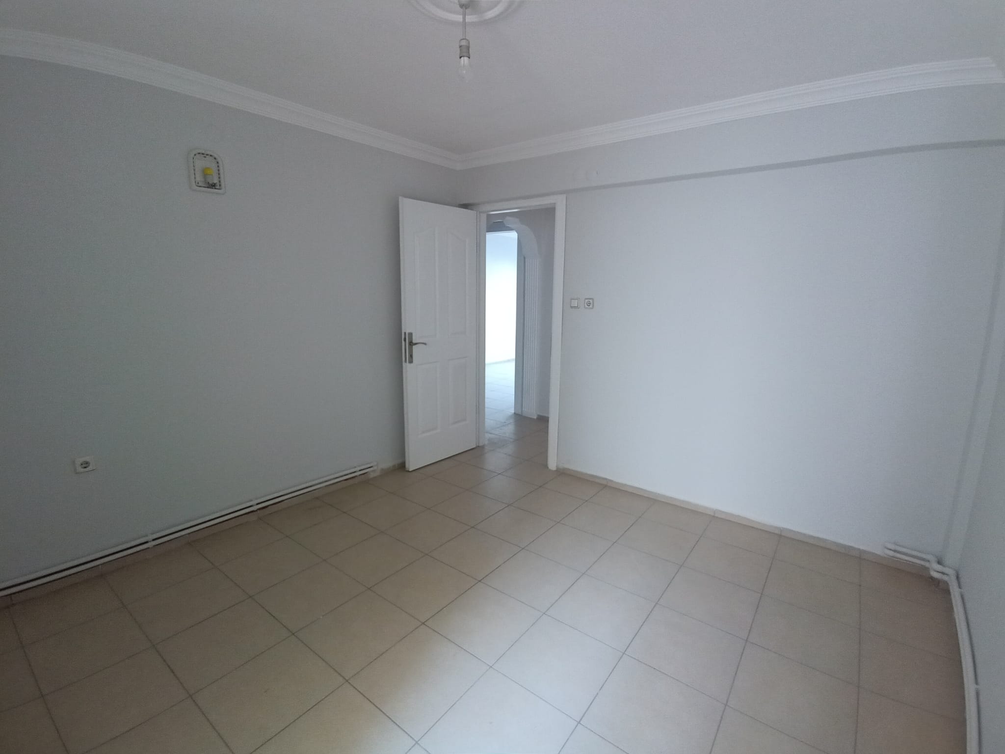 Tuzcumurat Mahallesinde Kiralık 3+1 160 m2 Daire