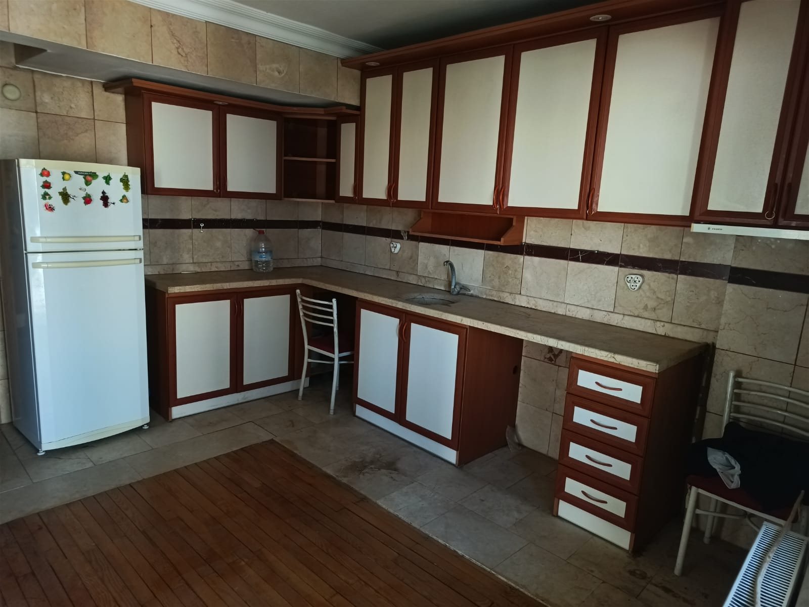 CAMİVASAT MAHALLESİNDE SATILIK 2+1 DAİRE