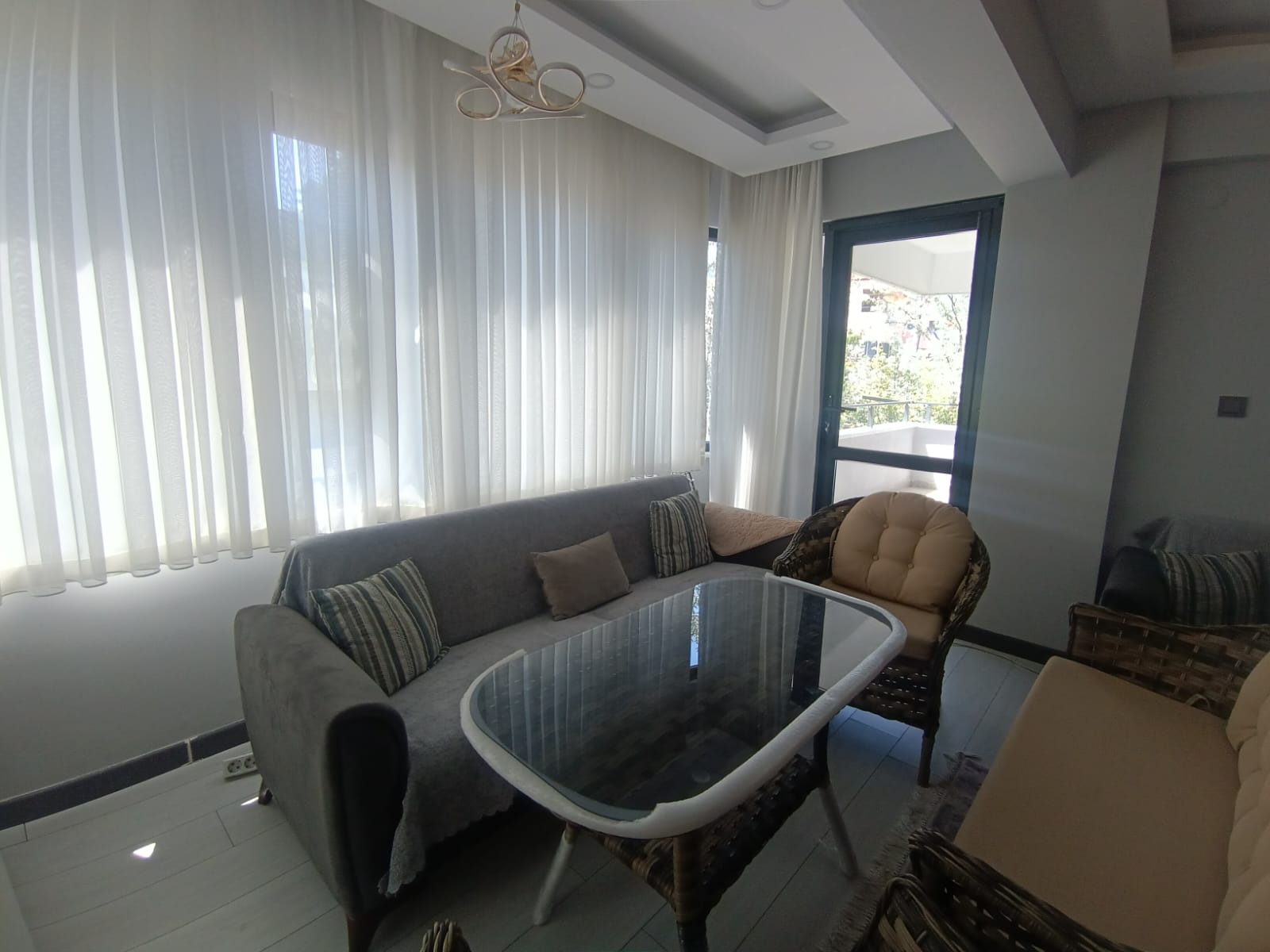 ALTINOLUKTA SEZONLUK KİRALIK 2+1 DAİRE