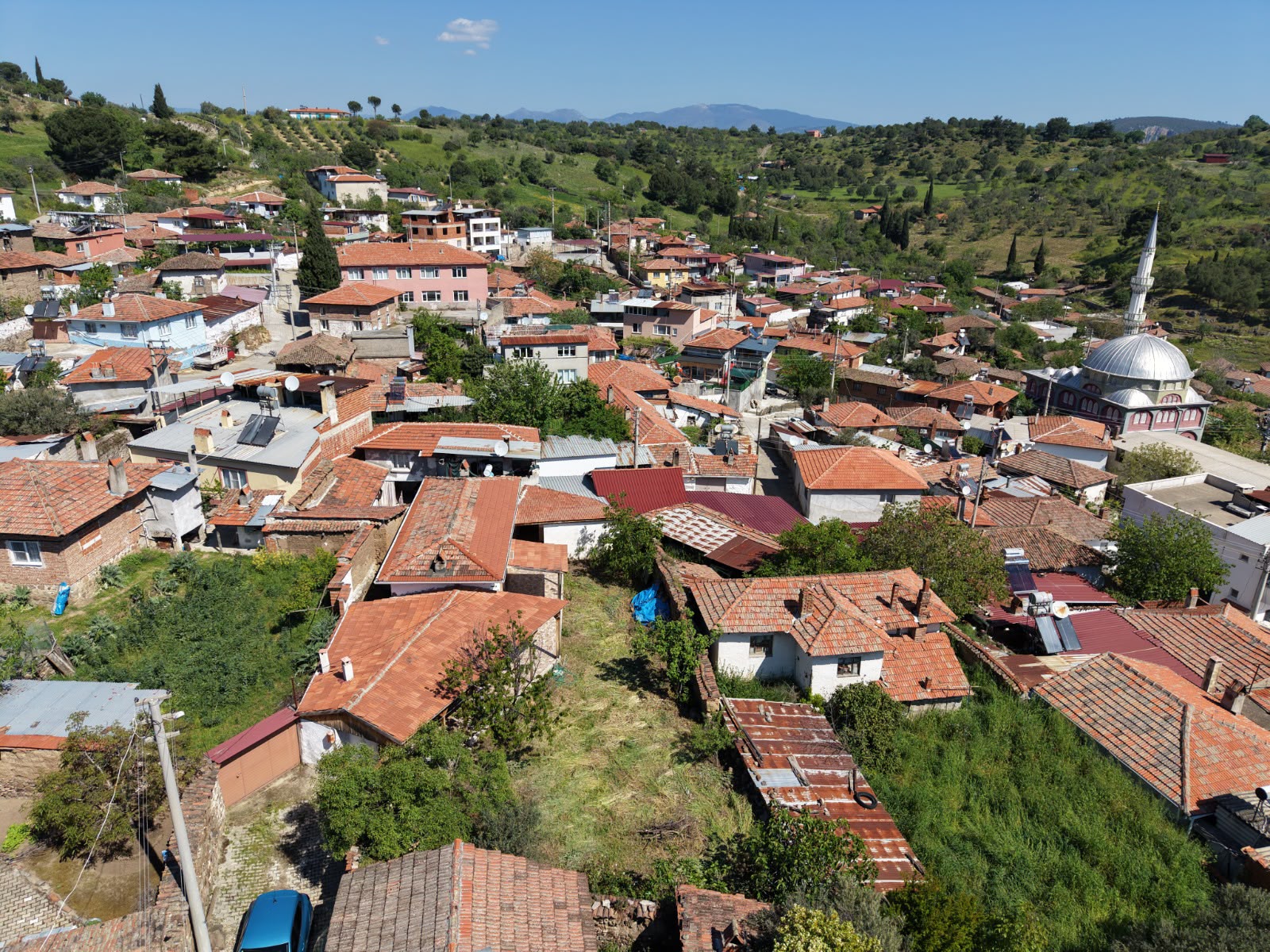 Doğayla İç İçe | 434 M² Arsa İçerisinde Özel Tasarım Köy Evi