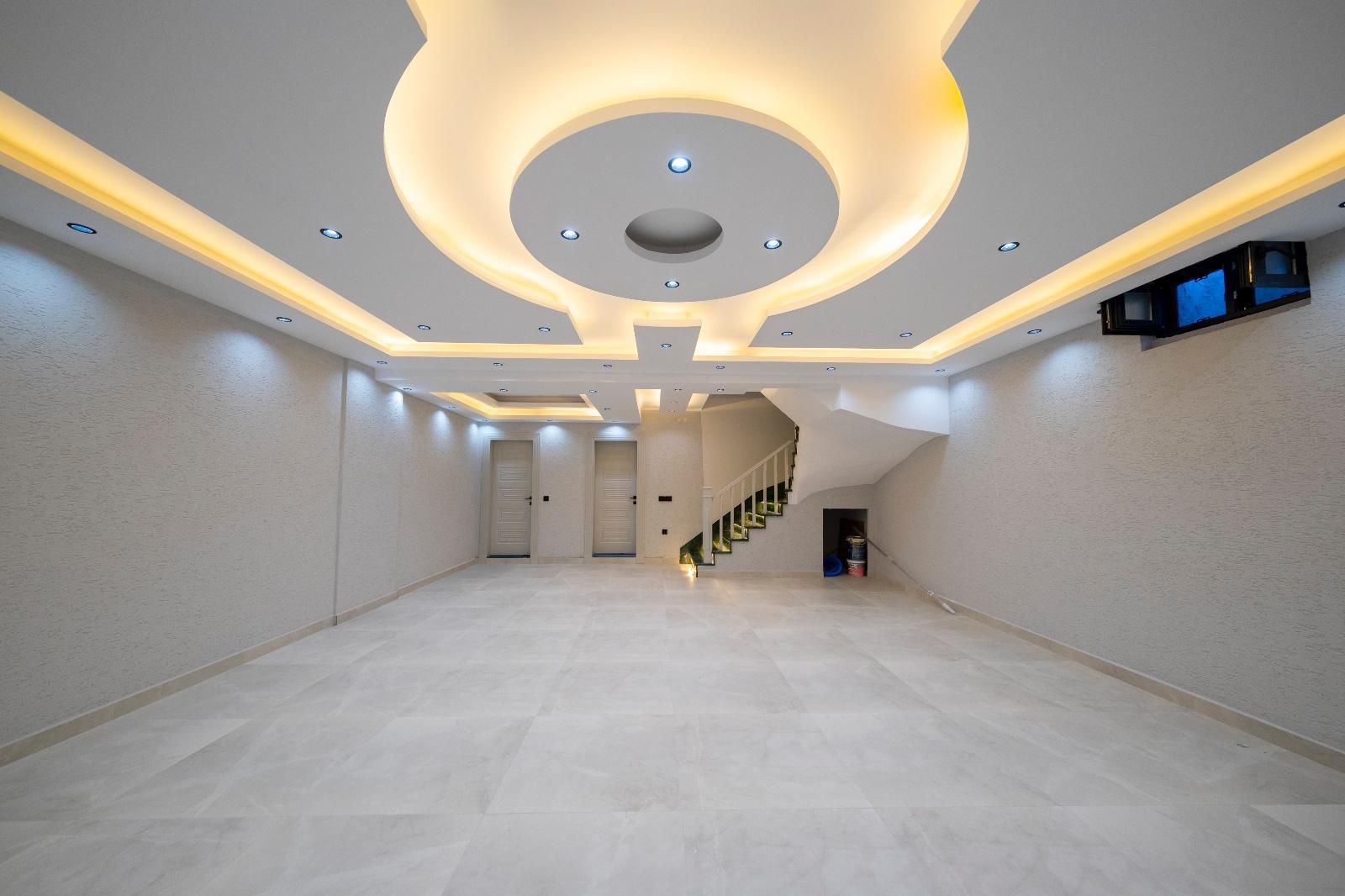 ALTINOLUK’TA 400 m² ARSA İÇERİSİNDE DENİZ VE DOĞA MANZARALI MÜSTAKİL LÜKS VİLLA