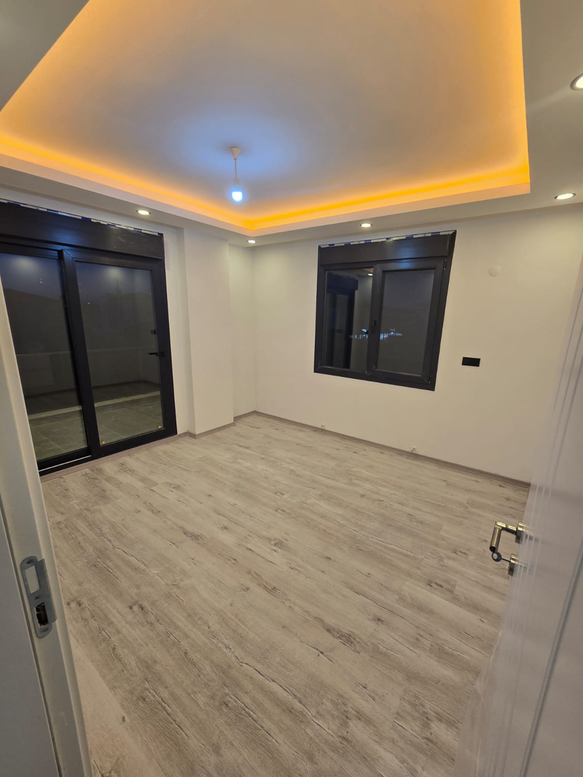 Ayvalık Altınova 'da Müstakil Satılık Villa