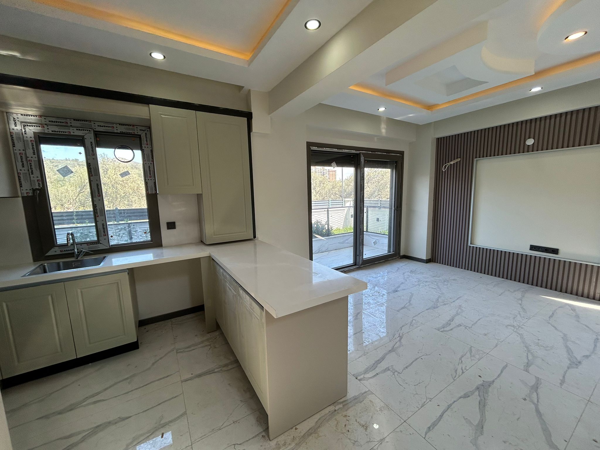 HAYALİNİZDEKİ YAŞAM BURADA BAŞLIYOR!