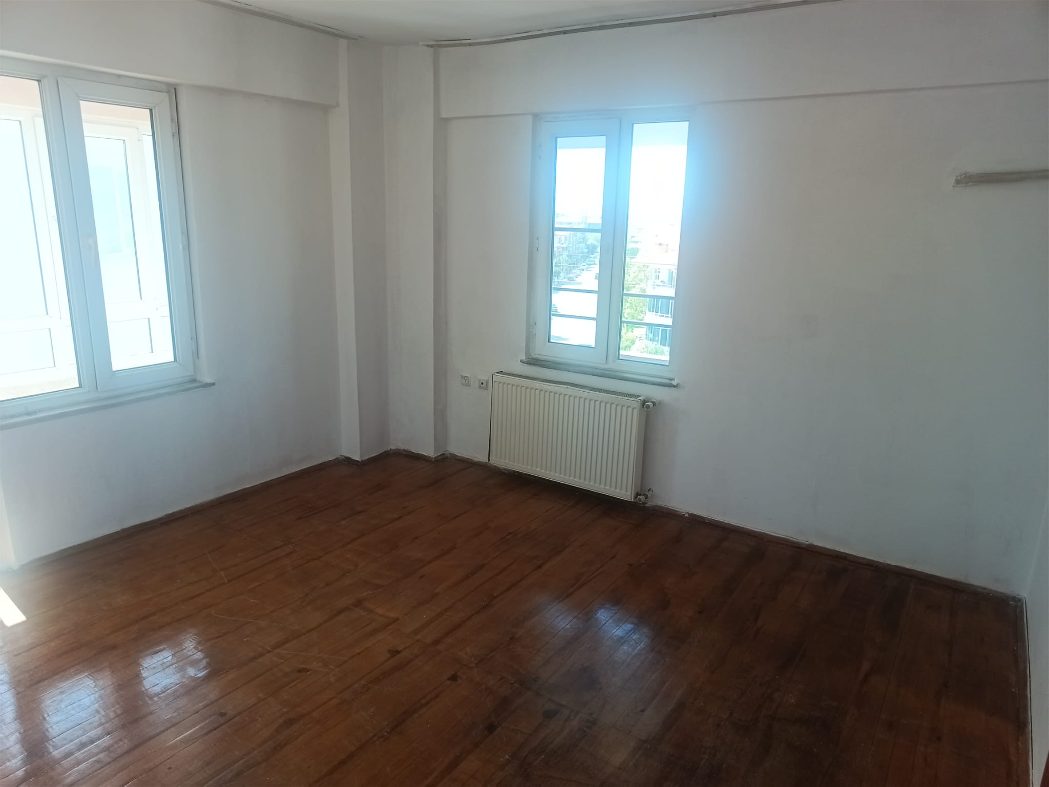 Cennetayağı Mahallesinde Kiralık 3+1 Daire