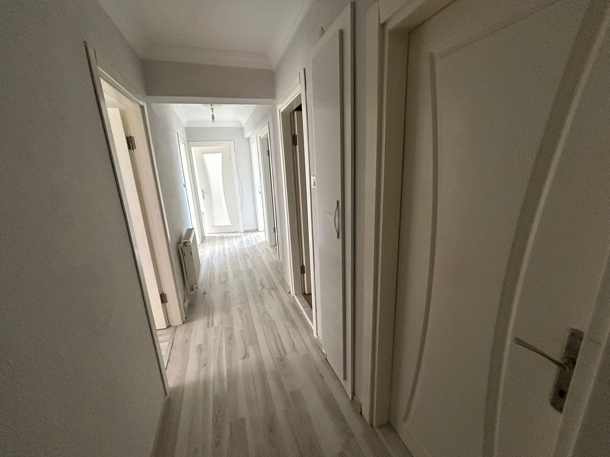 CUMHURİYET MAHALLESİ İNÖNÜ CADDESİNDE KOMANDO TUGAYINA 200 METRE 3+1 KİRALIK DAİRE