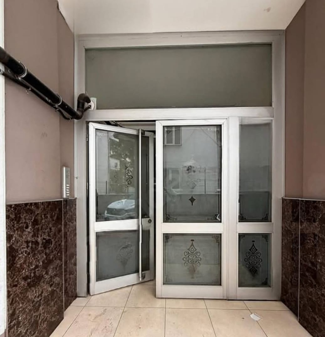 Balıkesir Edremit Camivasat Mahallesi’nde Satılık Geniş ve Kullanışlı 2+1 Daire