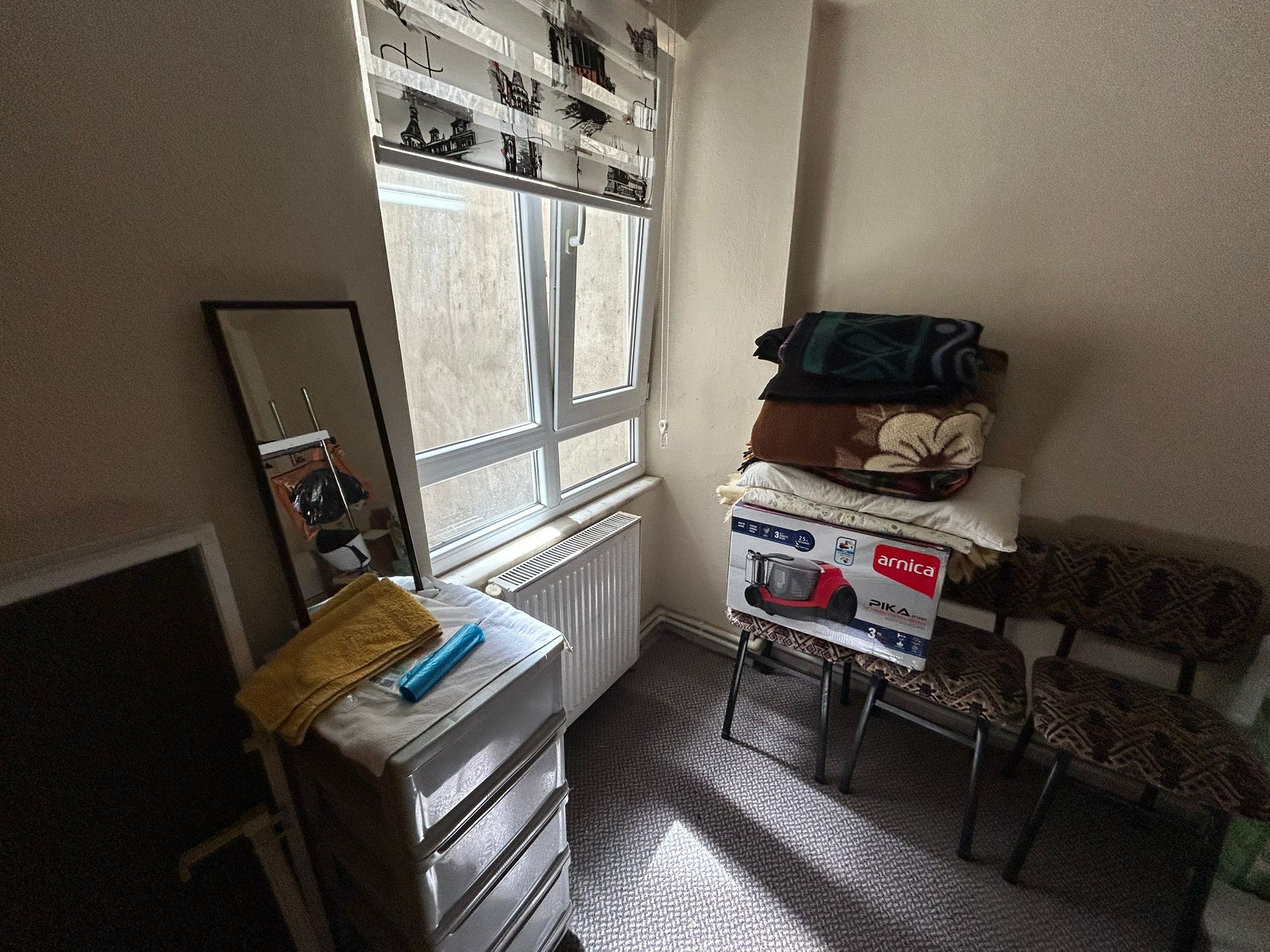 EDREMİT CUMHURİYET MAHALLESİ’NDE EŞYALI KİRALIK 3+1 DAİRE