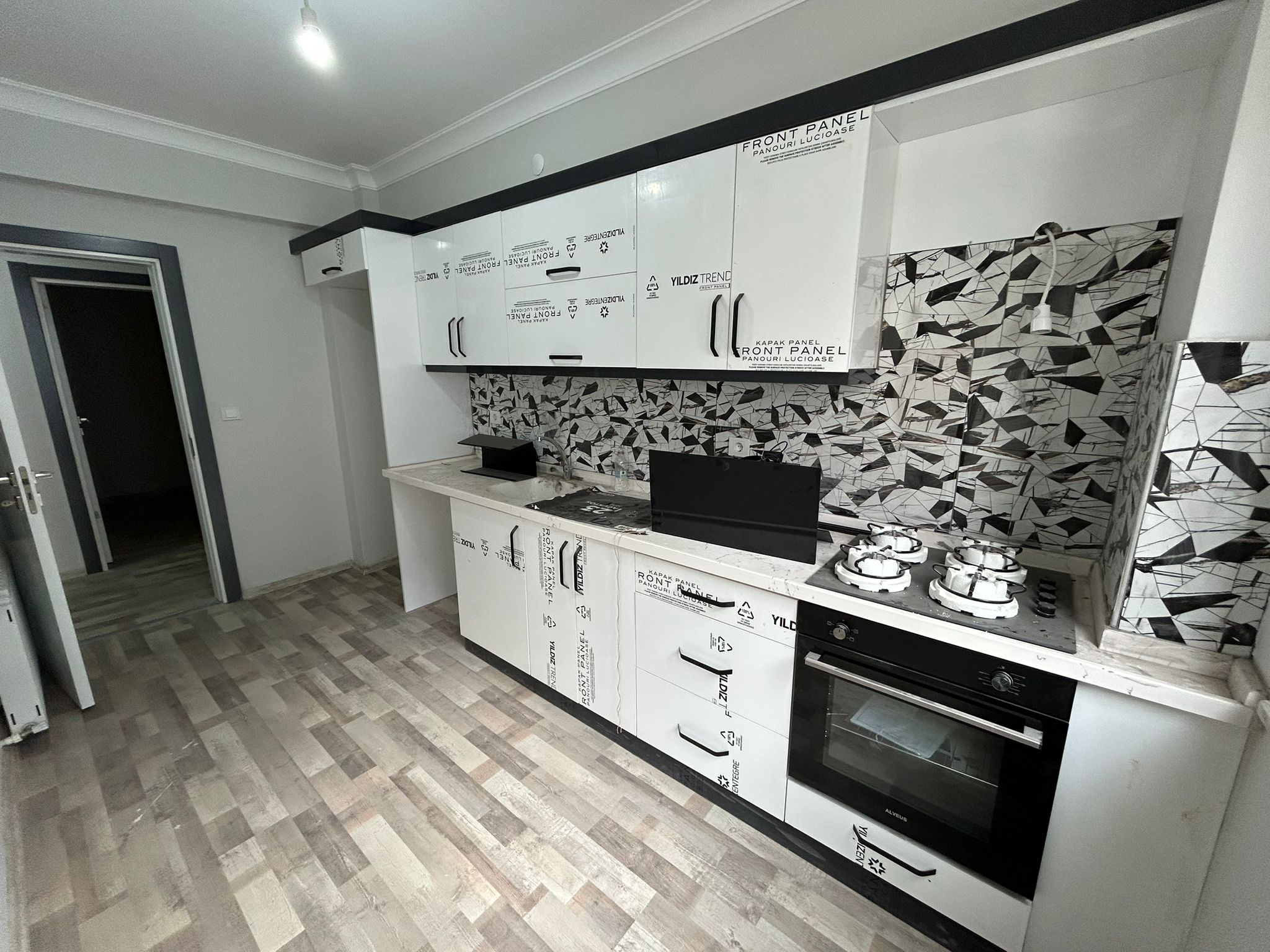 KİRALIK 3+1 SIFIR DAİRE