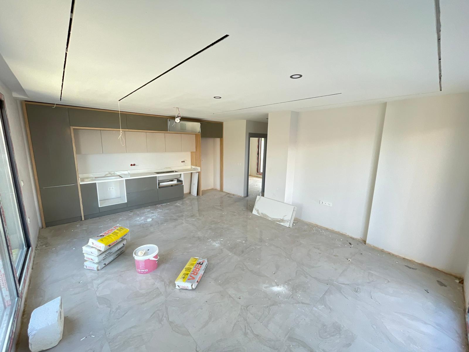 DENİZİ UYANDIĞINIZ AN GÖRÜN! KARAAĞAÇ SAHİLDE ÖZEL HAVUZLU 4+1 VİLLA