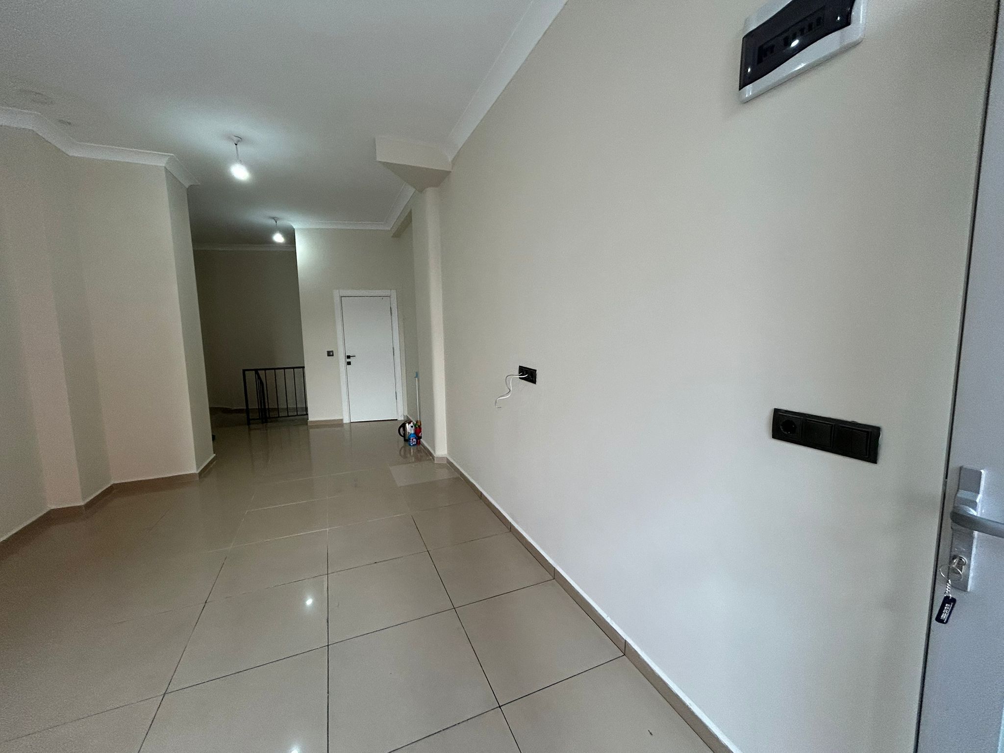 Cadde Üzerinde Satılık Dükkan