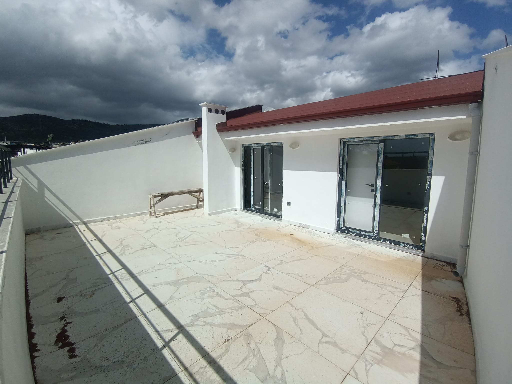 BALIKESİR EDREMİT TUZCUMURAT MAHALLESİNDE SATILIK 3+1 DUBLEKS DAİRE