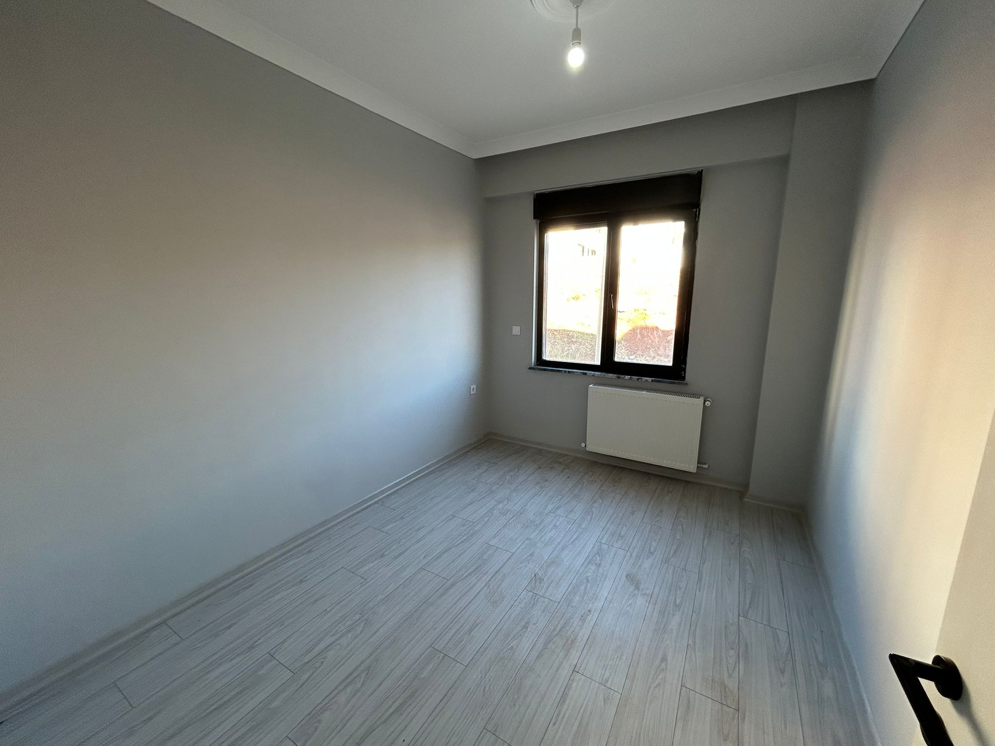 ATATÜRK MAHALLESİ’NİN EN GÜZEL NOKTASINDA! SATILIK 2+1 DAİRE (10numara)