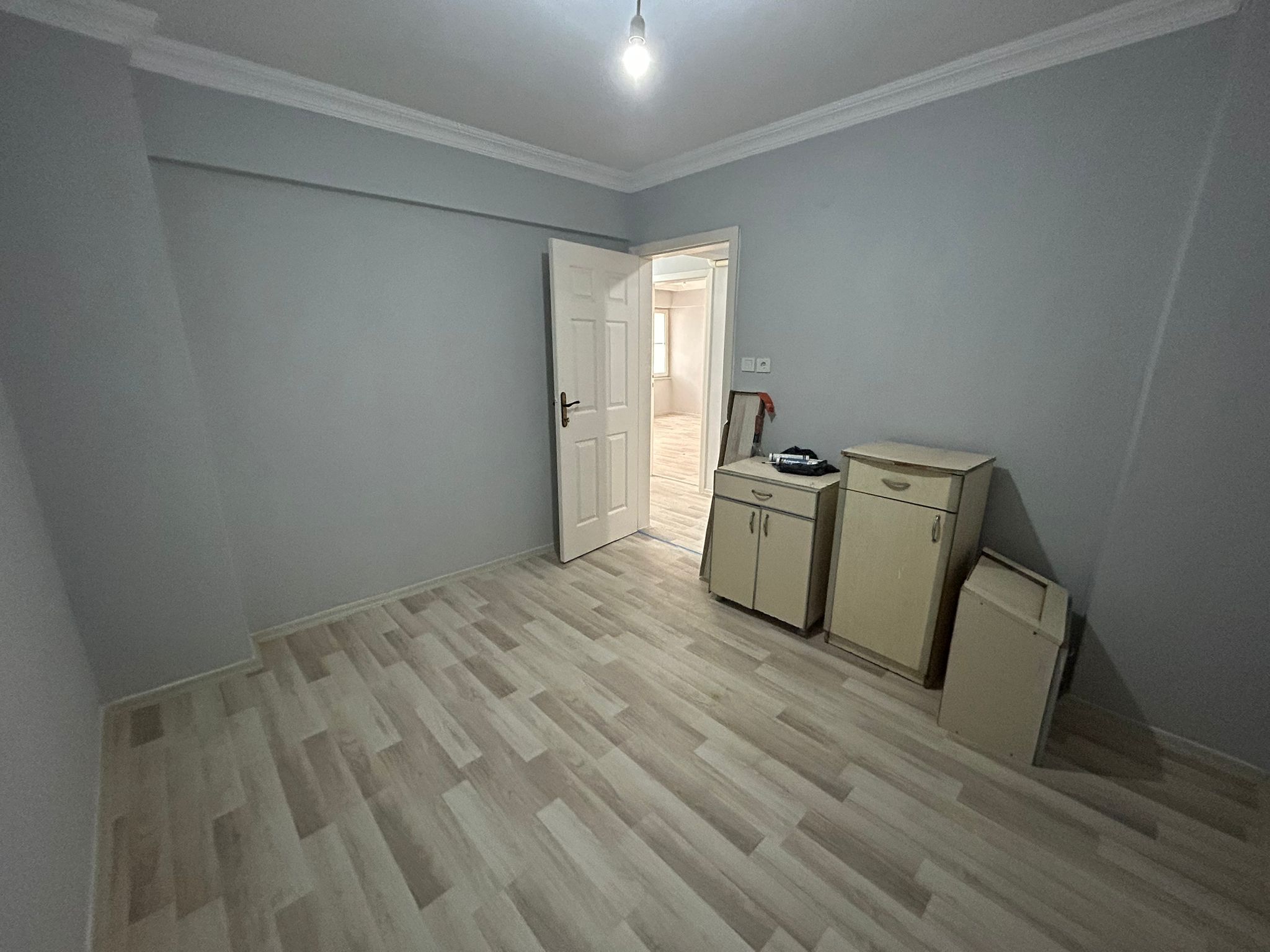 EDREMİT CUMHURİYET MAHALLESİNDE KİRALIK 2+1 DAİRE