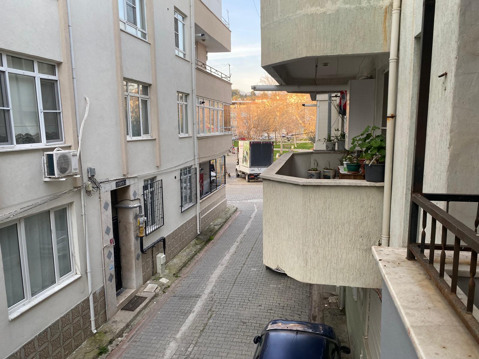 EDREMİT CUMHURİYET MAHALLESİNDE 3+1 JEOTERMALLİ KİRALIK DAİRE