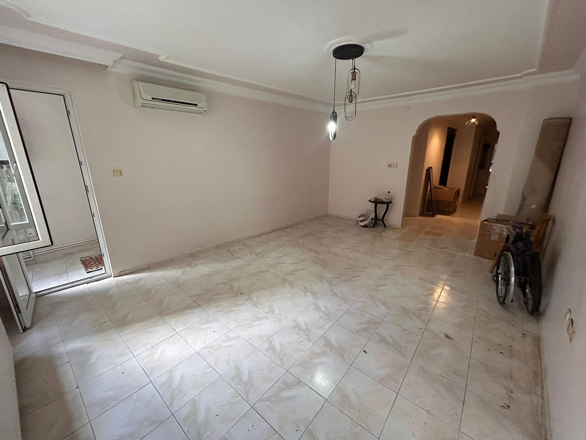 EDREMİT TUZCUMURAT MAHALLESİNDE SATILIK 3+1 DAİRE