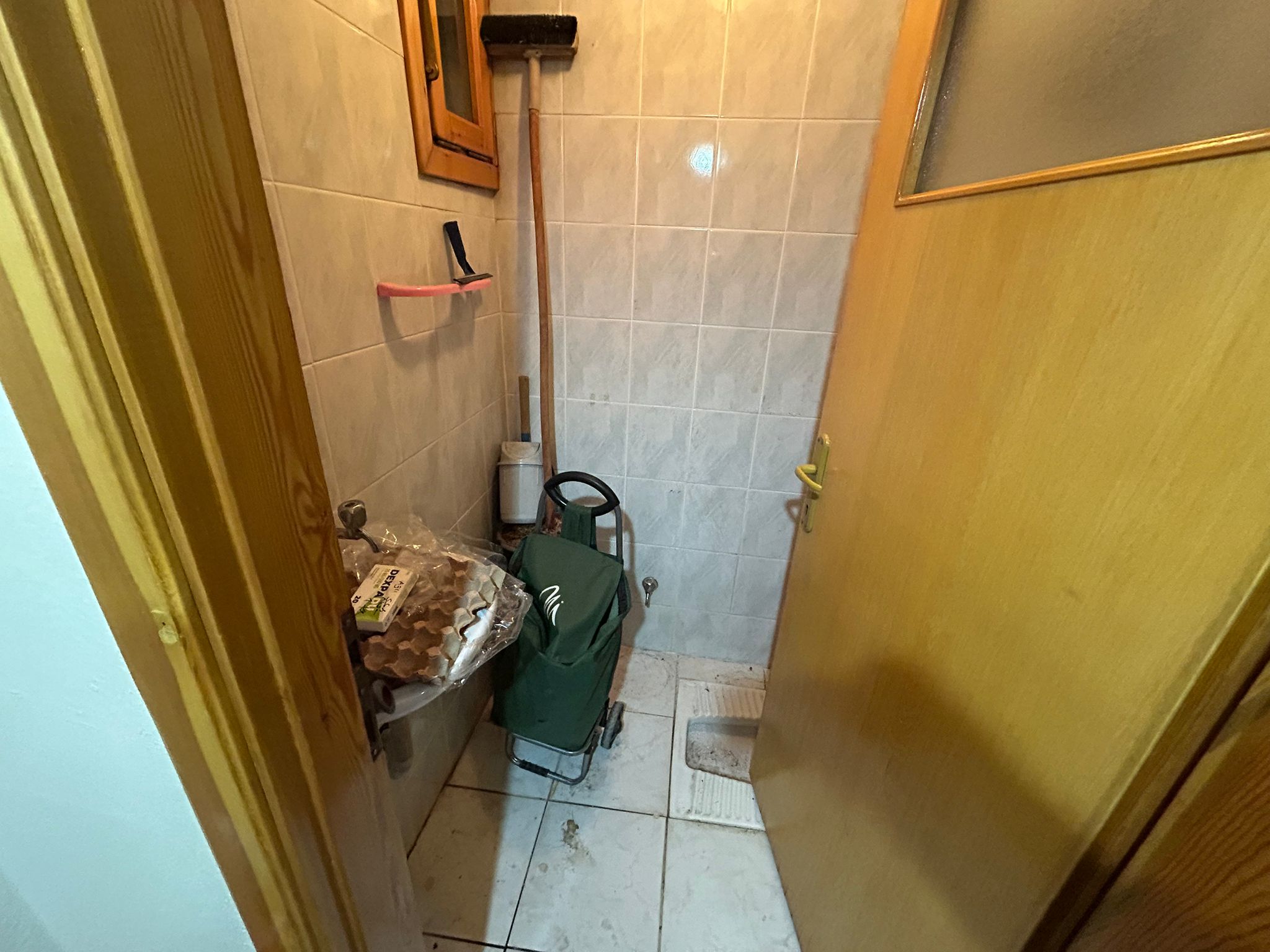 EDREMİT CUMHURİYET MAHALLESİ’NDE EŞYALI KİRALIK 3+1 DAİRE