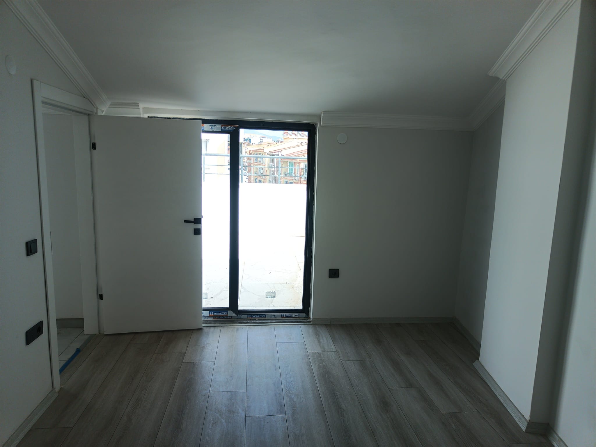 BALIKESİR EDREMİT TUZCUMURAT MAHALLESİNDE SATILIK 4+1 DUBLEKS DAİRE