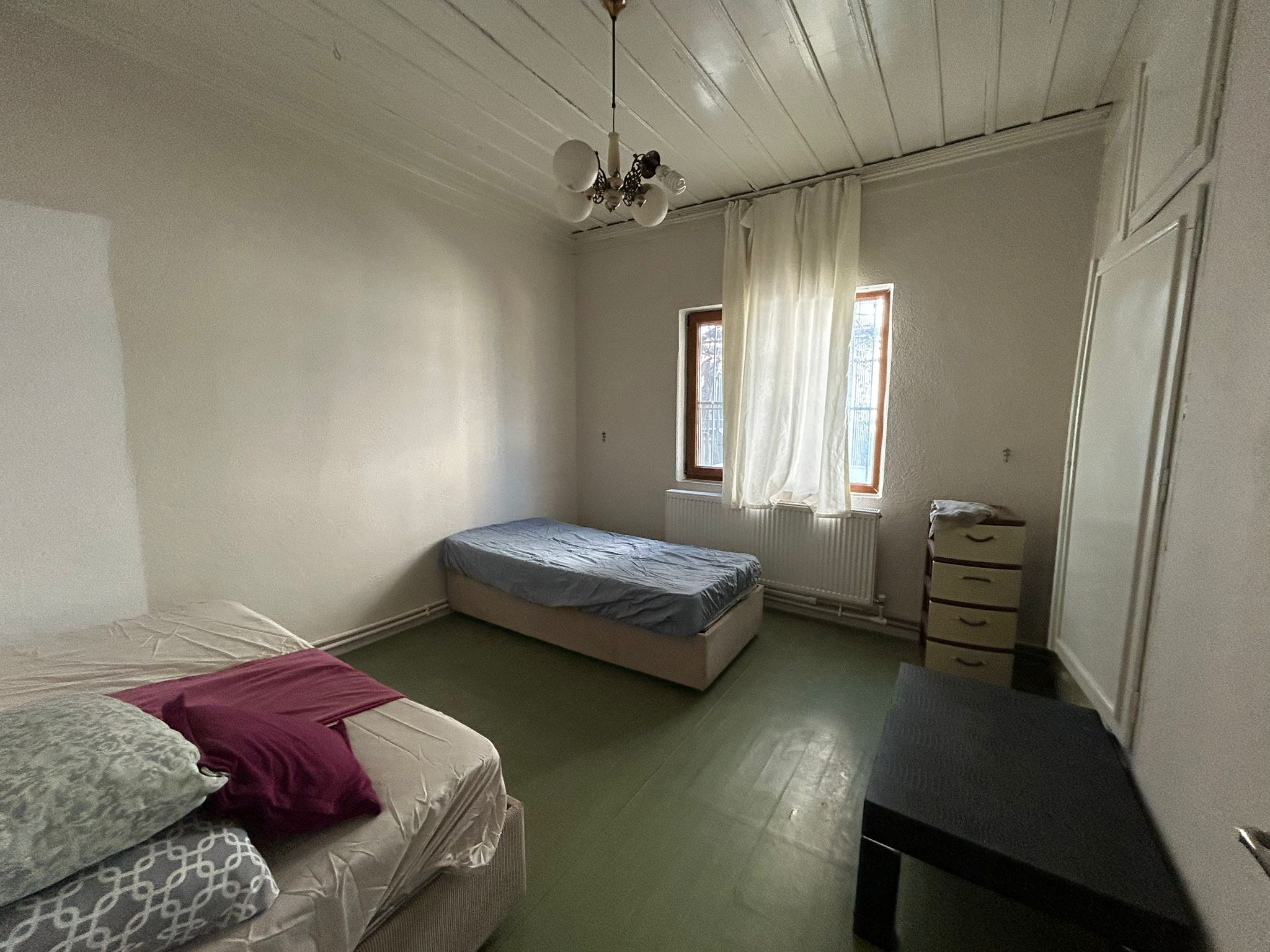 EDREMİT ESKİ BAYRAM YERİ YAKININDA MÜSTAKİL – EŞYALI – 3+1 – KİRALIK EV