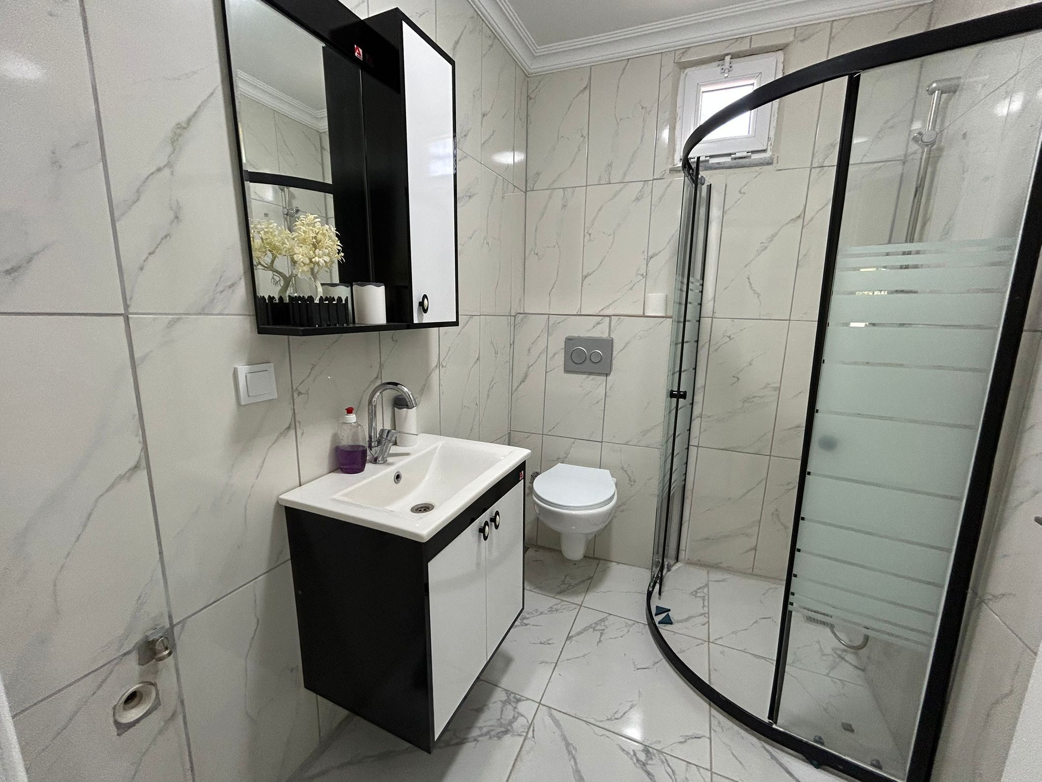 KIZILKEÇİLİ'DE SATILIK 2+1 MÜSTAKİL EV