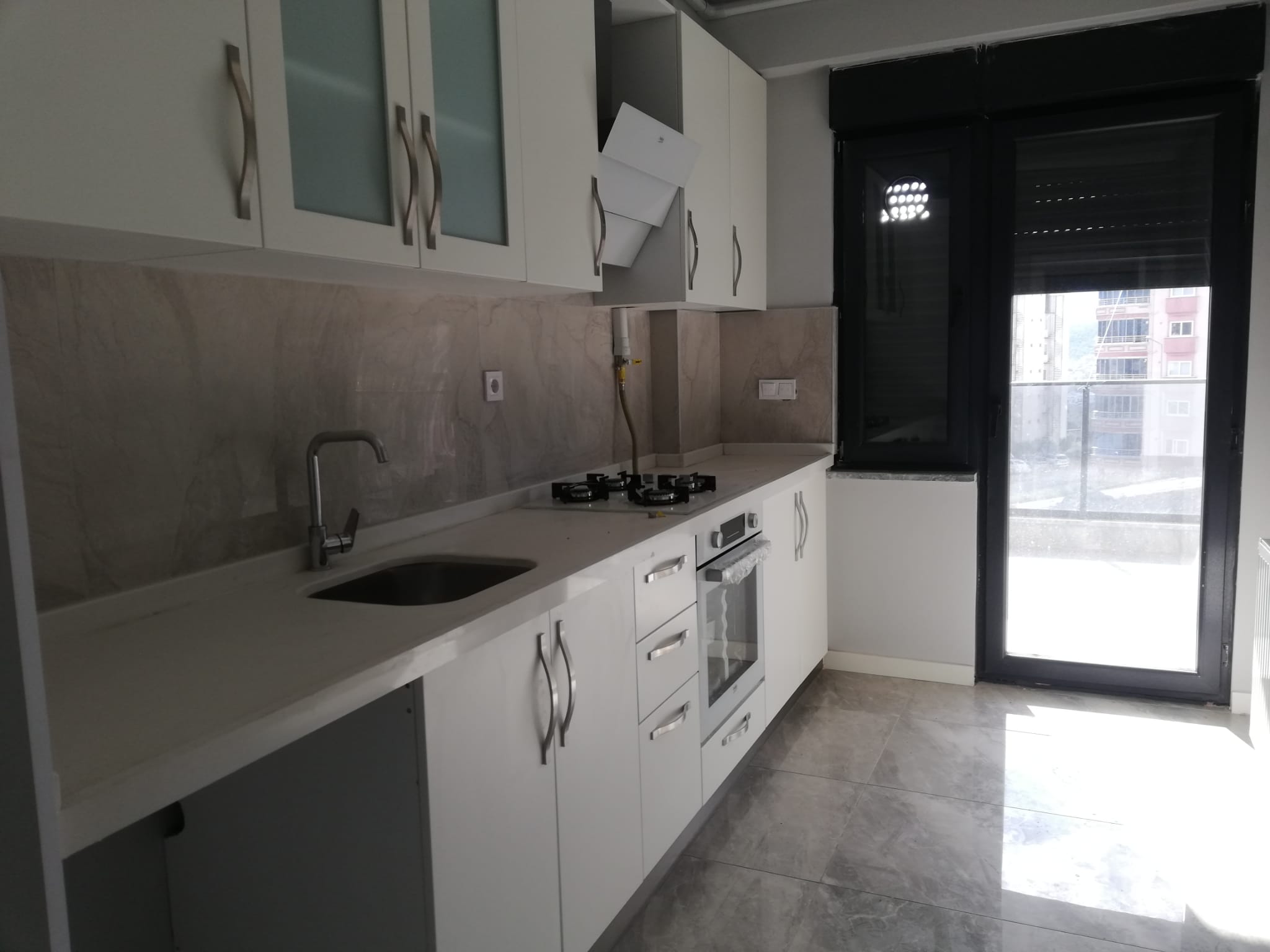 Atatürk 'de Satılık 2+1 120 M2 Geniş Balkon Daire