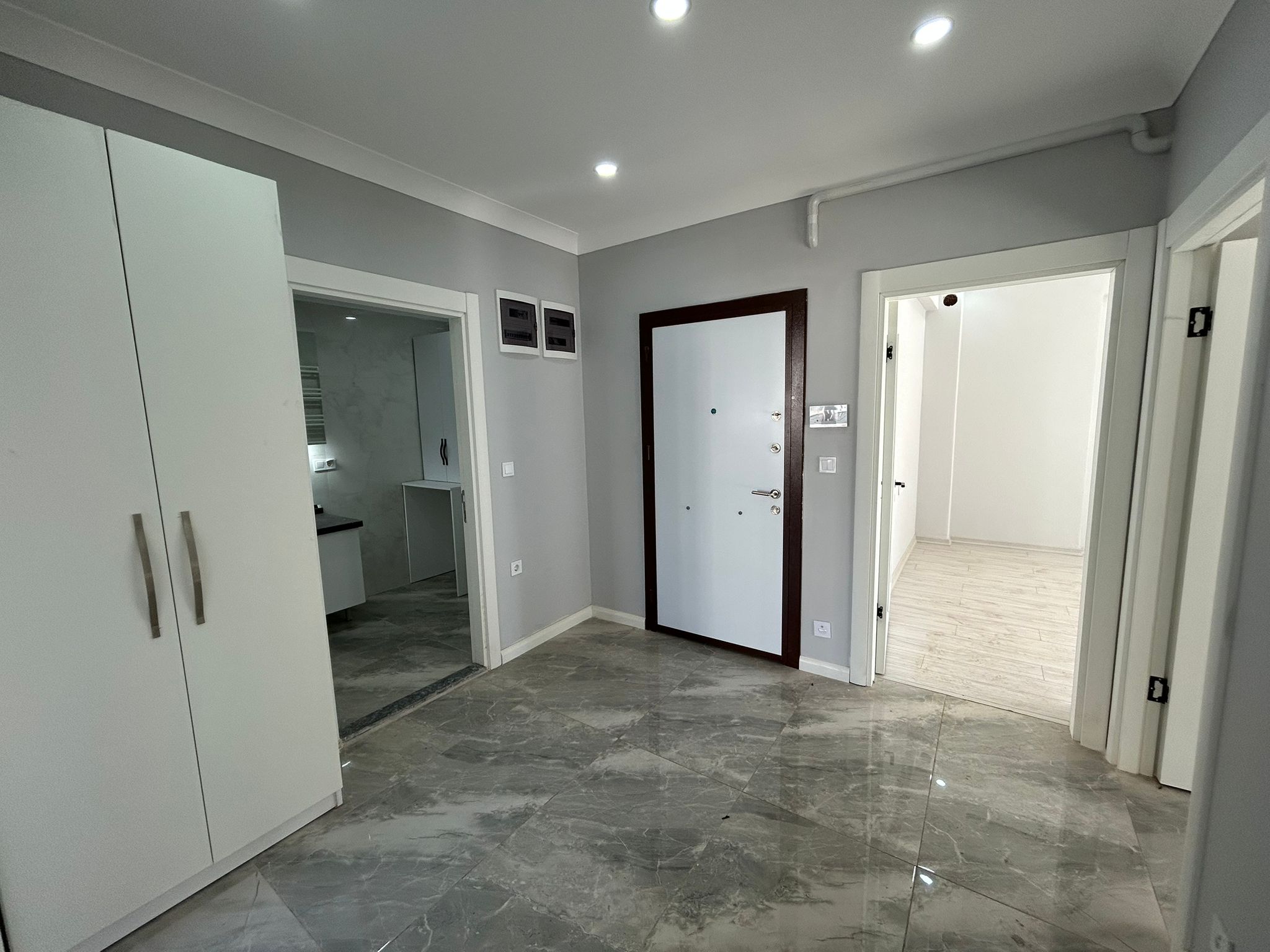 ATATÜRK MAHALLESİ’NİN EN GÜZEL NOKTASINDA! SATILIK 2+1 DAİRE (9numara)