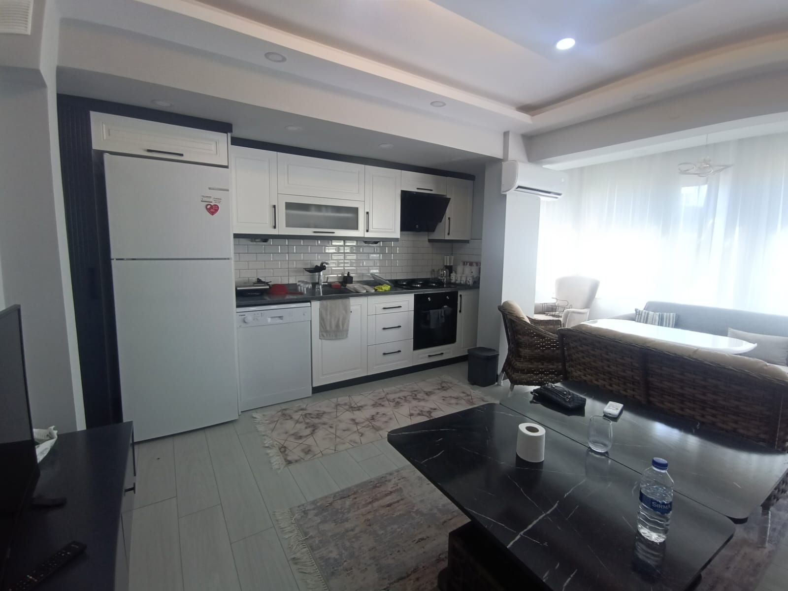 ALTINOLUKTA SEZONLUK KİRALIK 2+1 DAİRE