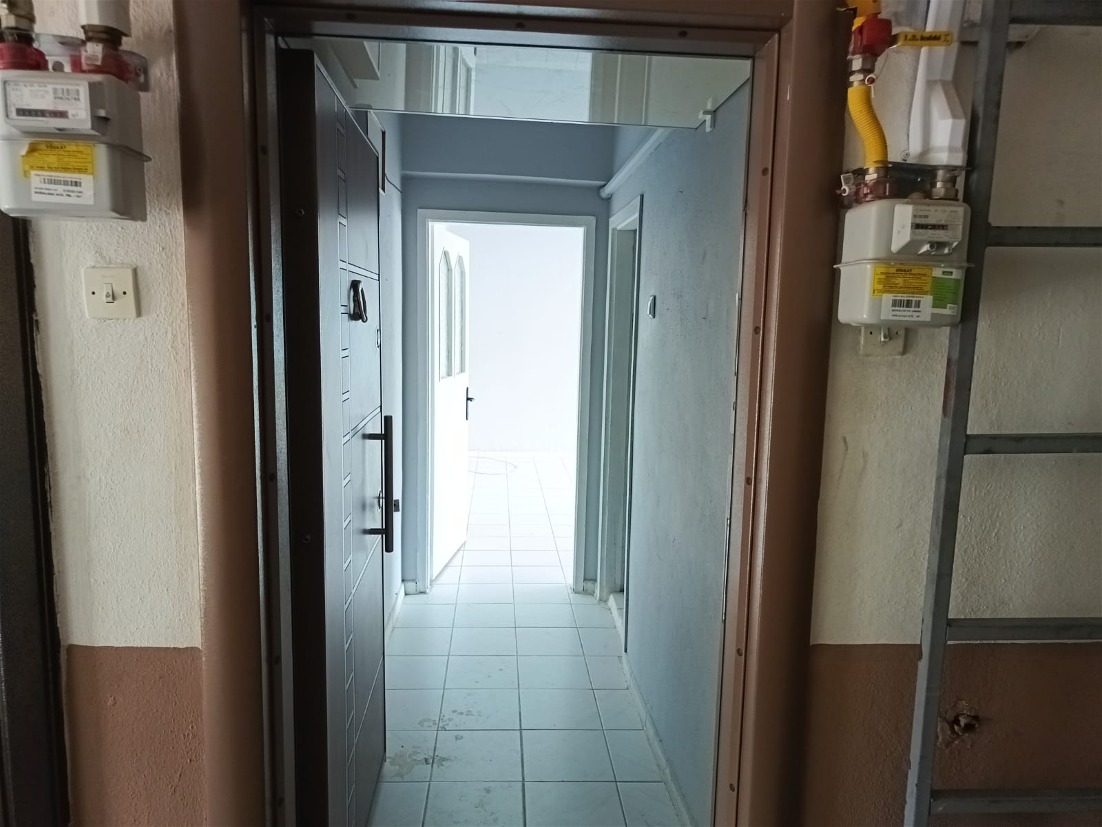 TUZCUMURAT MAHALLESİNDE KİRALIK 2+1 DAİRE – KAZ DAĞLARI MANZARALI