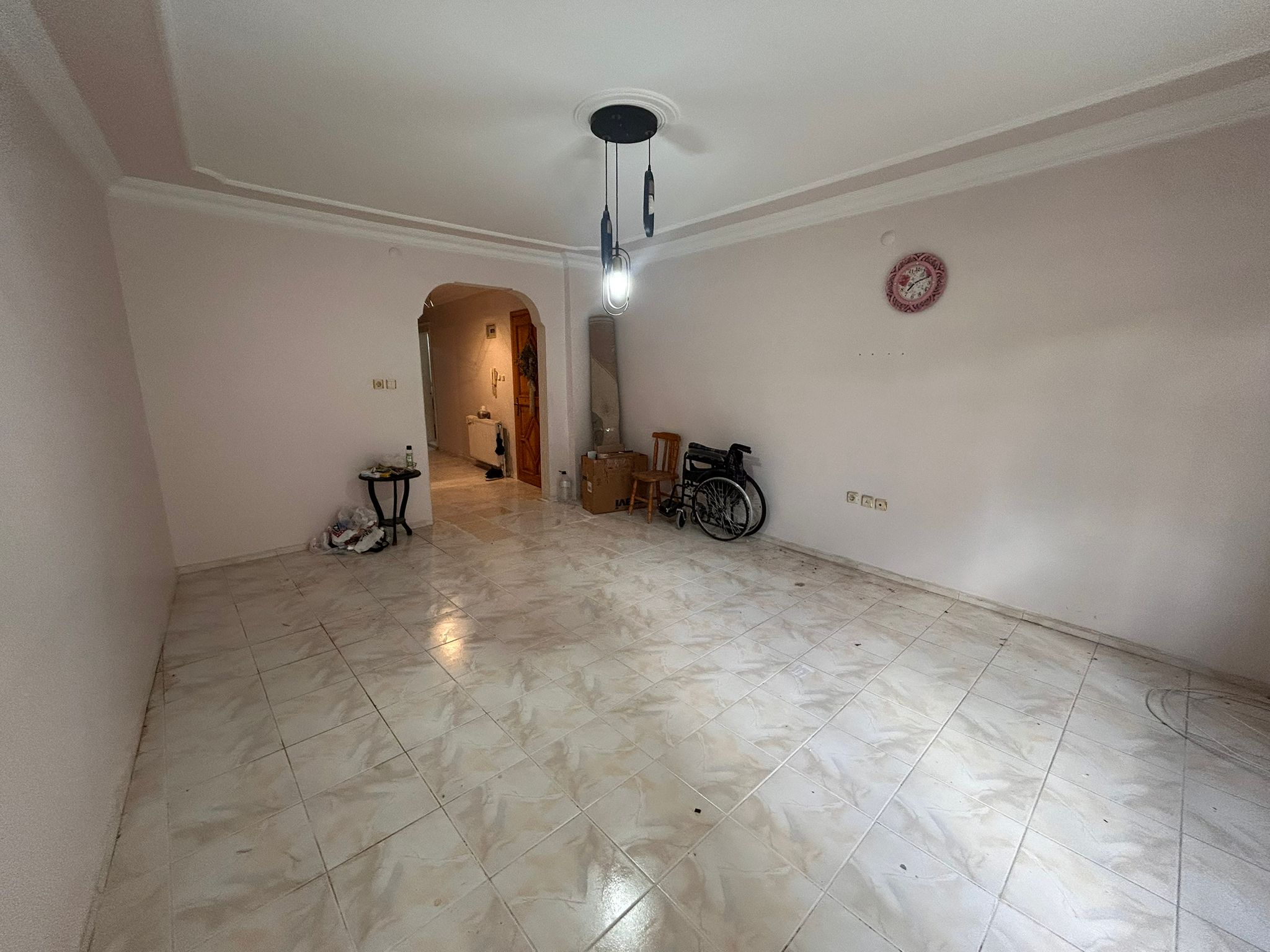 EDREMİT TUZCUMURAT MAHALLESİNDE SATILIK 3+1 DAİRE