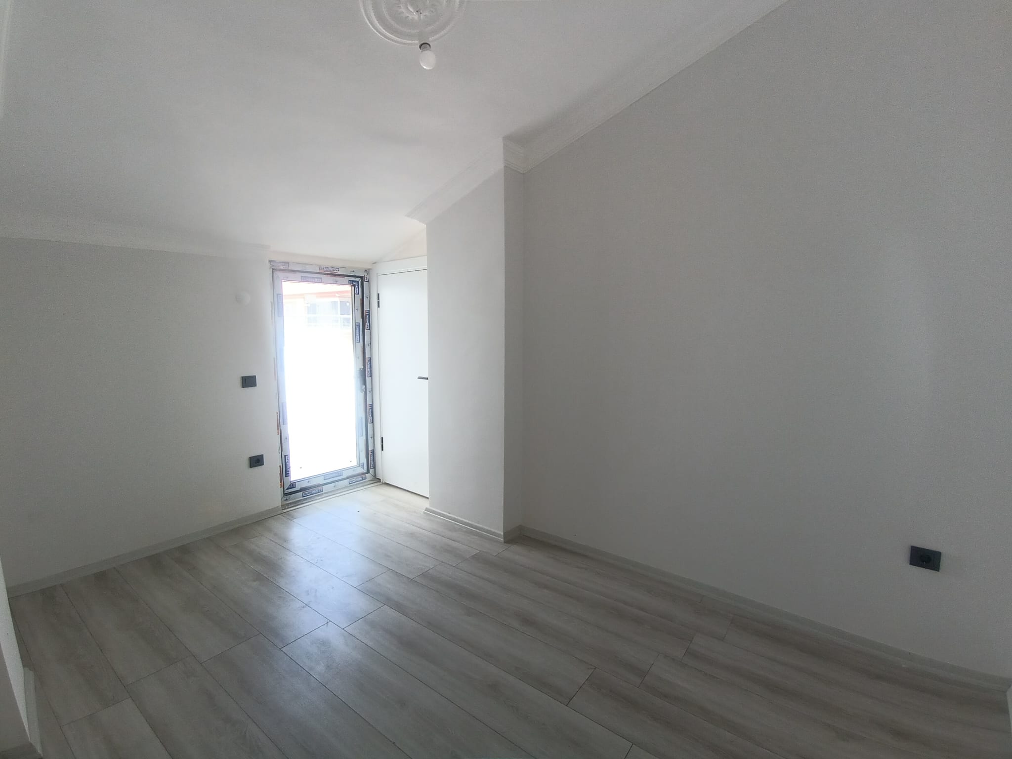 BALIKESİR EDREMİT TUZCUMURAT MAHALLESİNDE SATILIK 4+1 DUBLEKS DAİRE