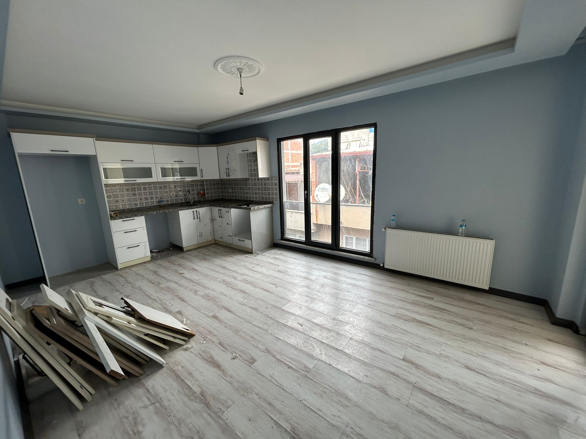 EDREMİT GAZİİLYAS MAHALLESİ’NDE SATILIK 2+1 DAİRE