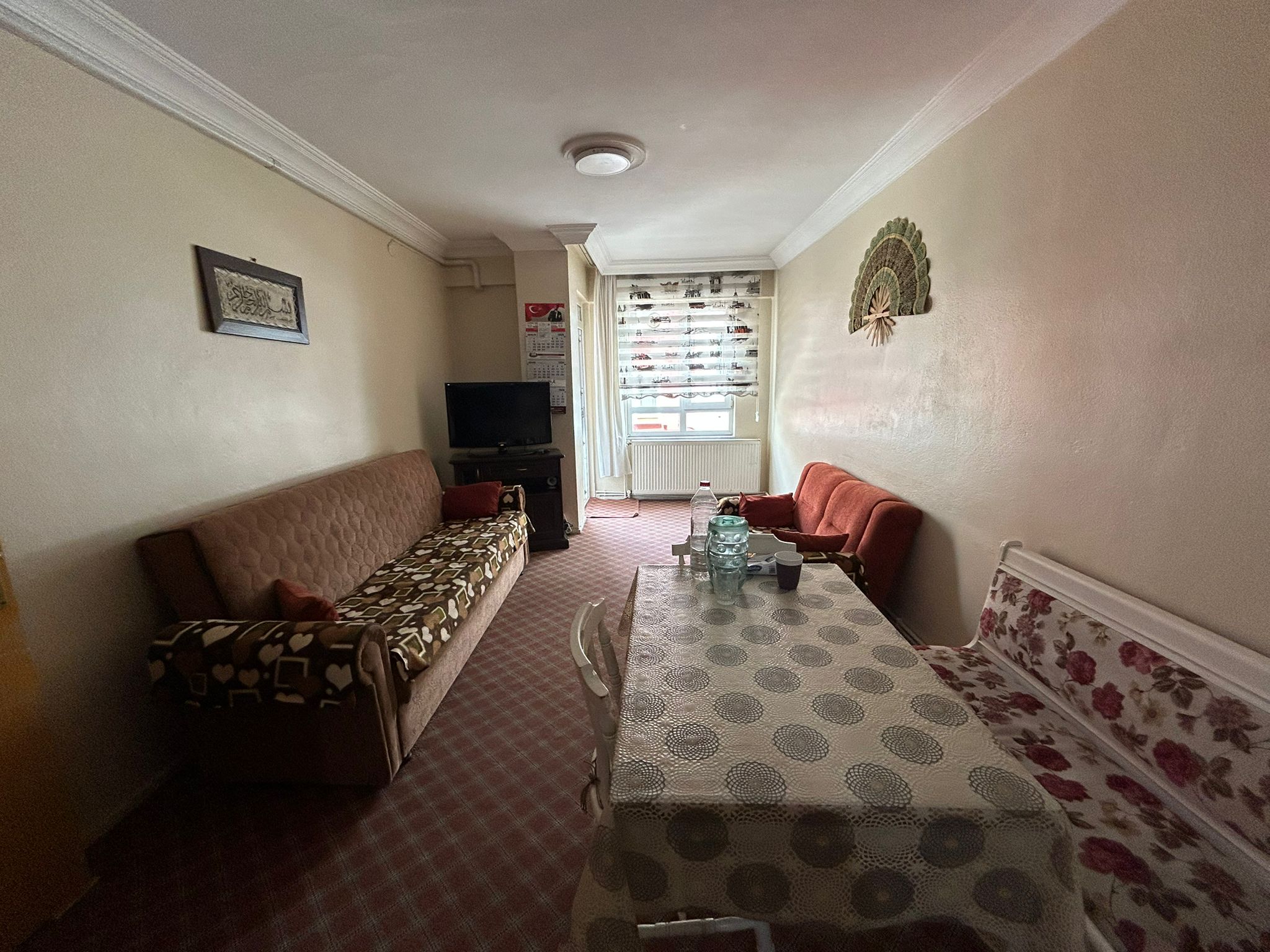 EDREMİT CUMHURİYET MAHALLESİ’NDE EŞYALI KİRALIK 3+1 DAİRE