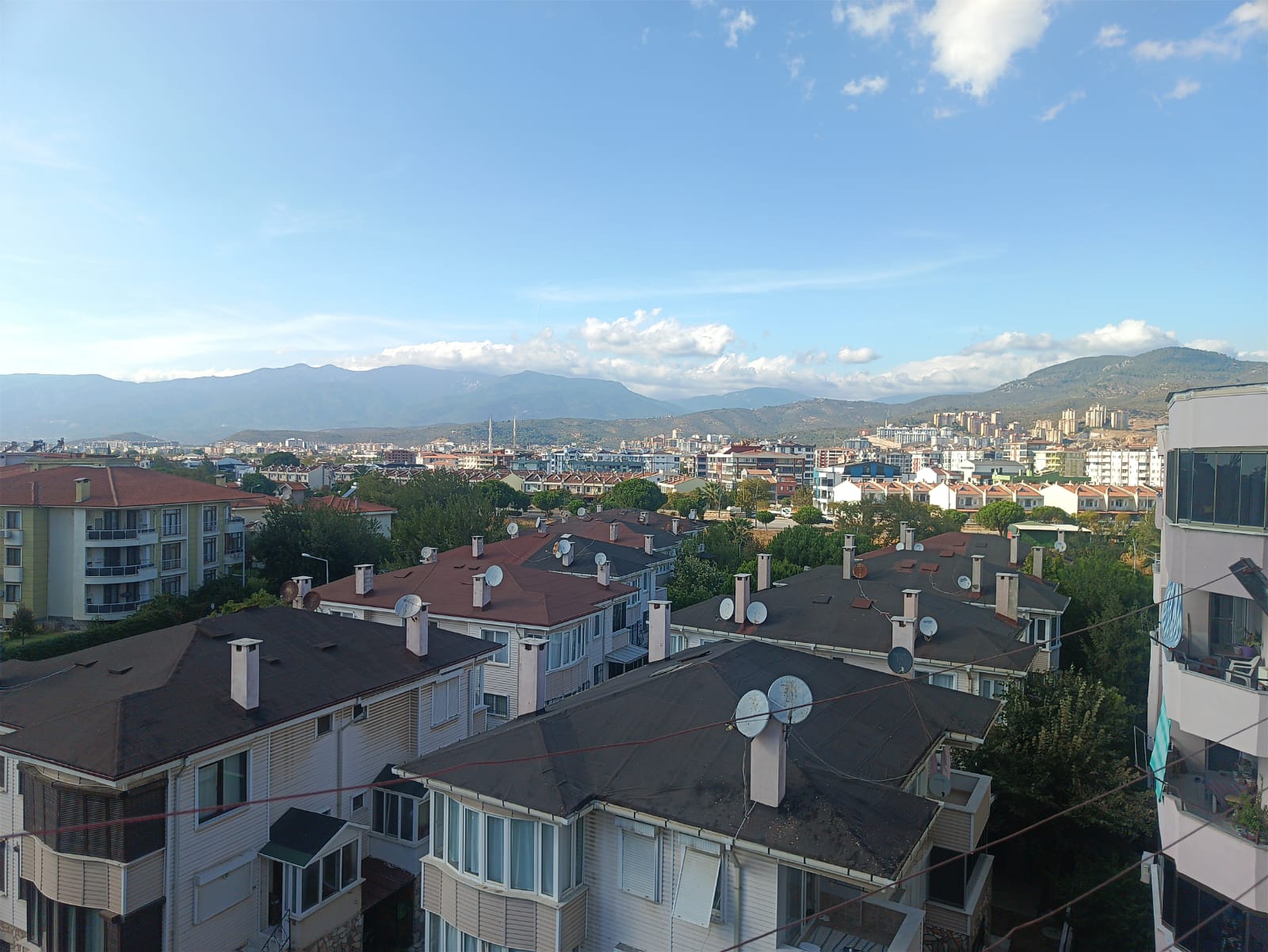 Cennetayağı Mahallesinde Kiralık 3+1 Daire