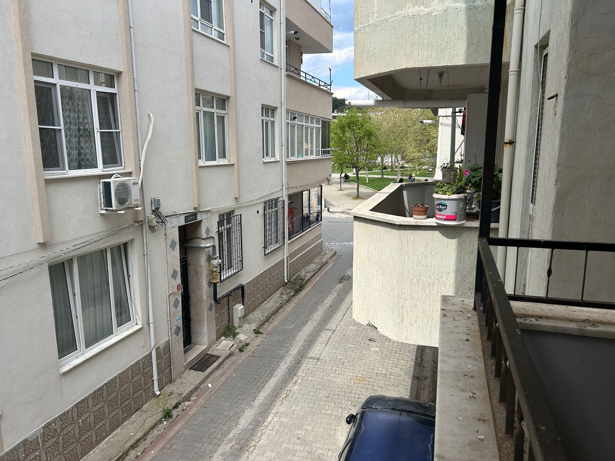 EDREMİT CUMHURİYET MAHALLESİNDE KİRALIK 2+1 DAİRE