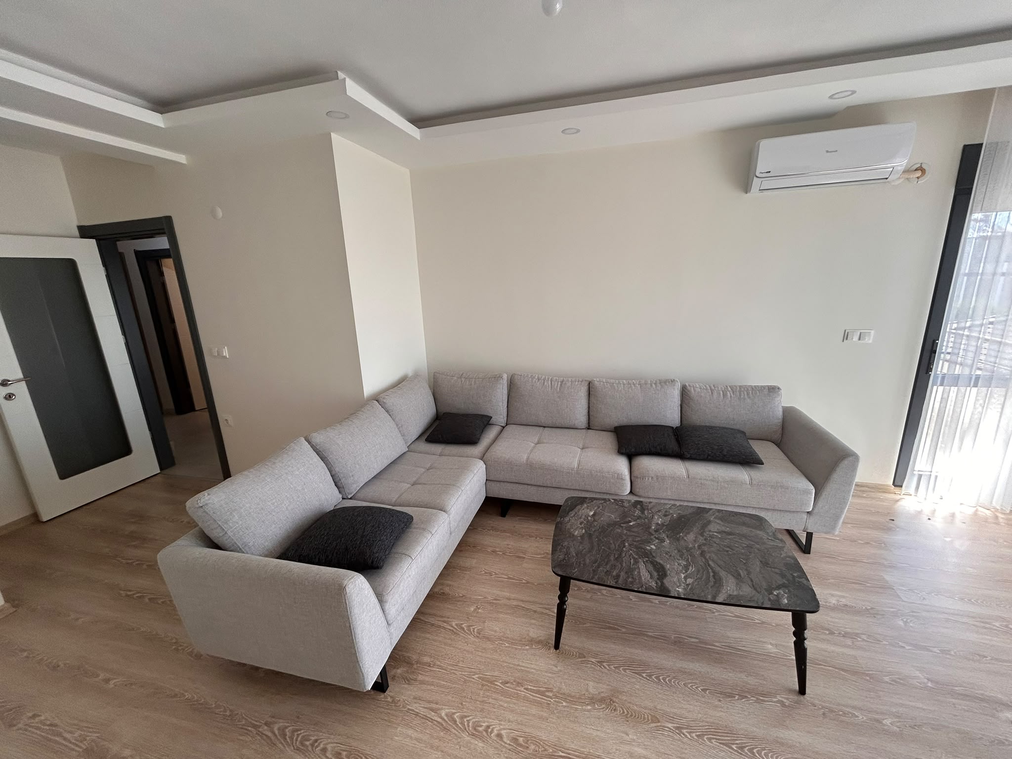 BALIKESİR EDREMİT GÜRE'DE SEZONLUK KİRALIK EŞYALI 3+1 DUBLEKS DAİRE