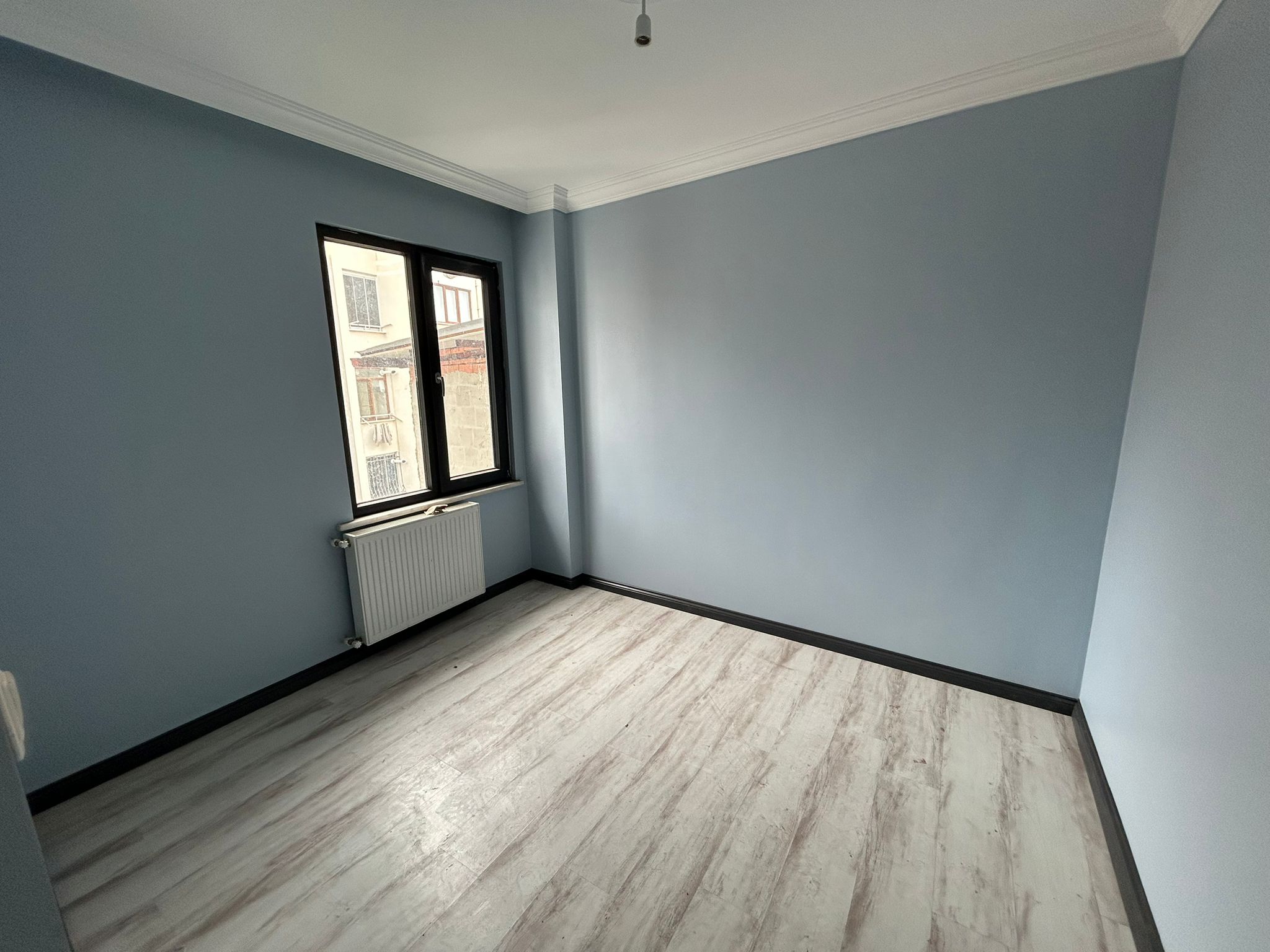 EDREMİT GAZİİLYAS MAHALLESİ’NDE SATILIK 2+1 DAİRE