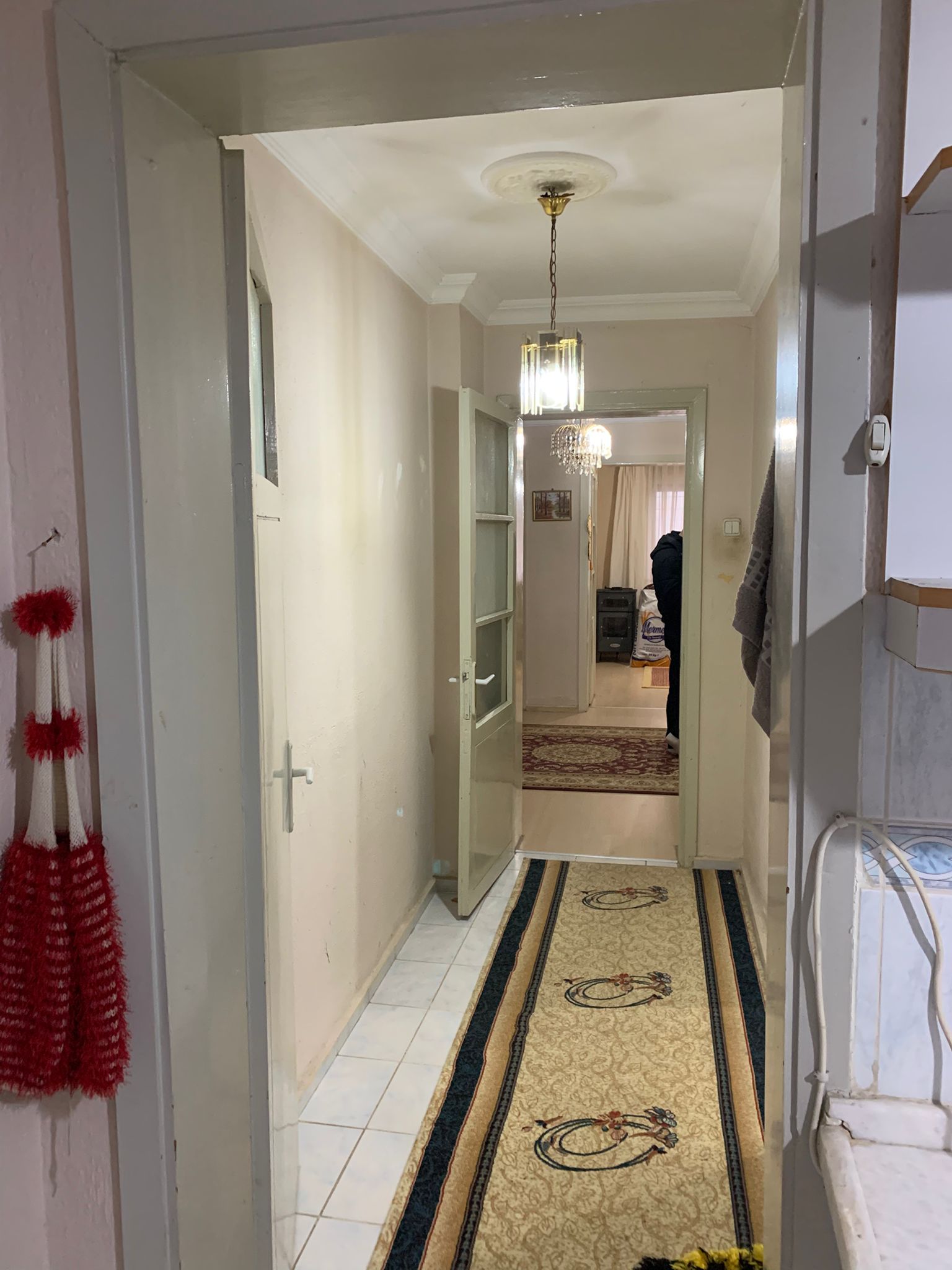 BALIKESİR EDREMİT GAZİİLYAS MAHALLESİNDE KİRALIK 2+1 EŞYALI BAHÇELİ DAİRE