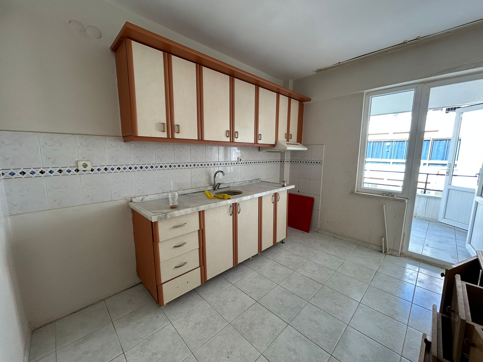 Altınkum Merkezde 3+1 Satılık Daire