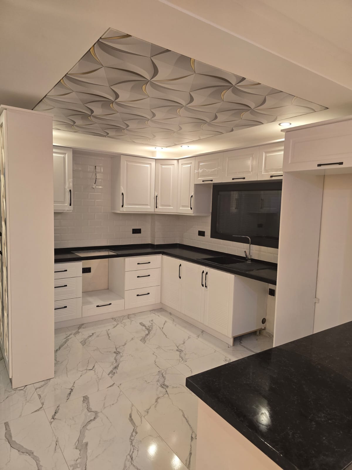 Ayvalık Altınova 'da Müstakil Satılık Villa