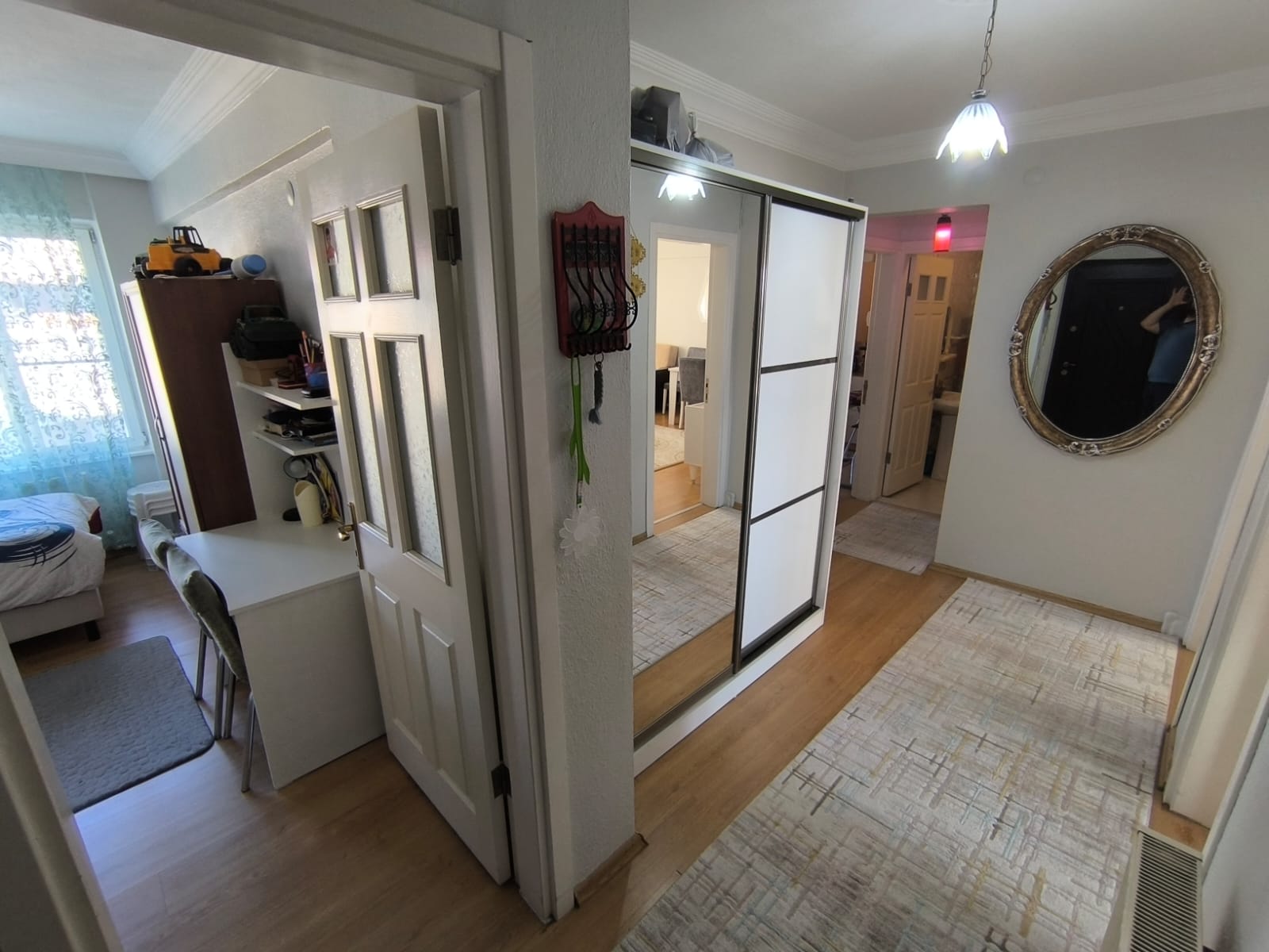 EDREMİT HAMİDİYE MAHALLESİ'NDE  3+1 DOĞALGAZLI ÖN CEPHE SATILIK DAİRE