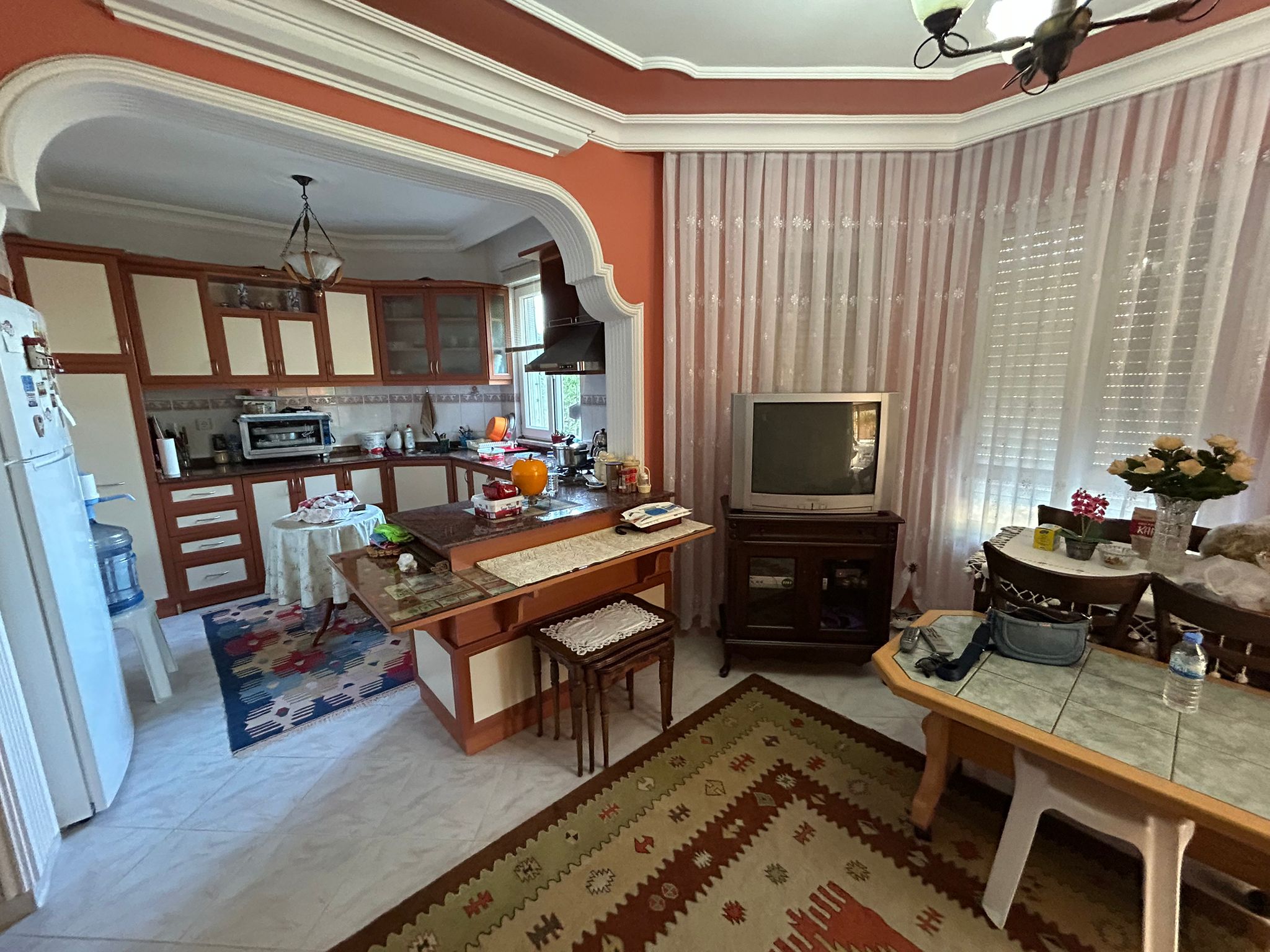 GÜRE'DE SİTE İÇERİSİNDE SATILIK 4+1 TRİPLEKS VİLLA