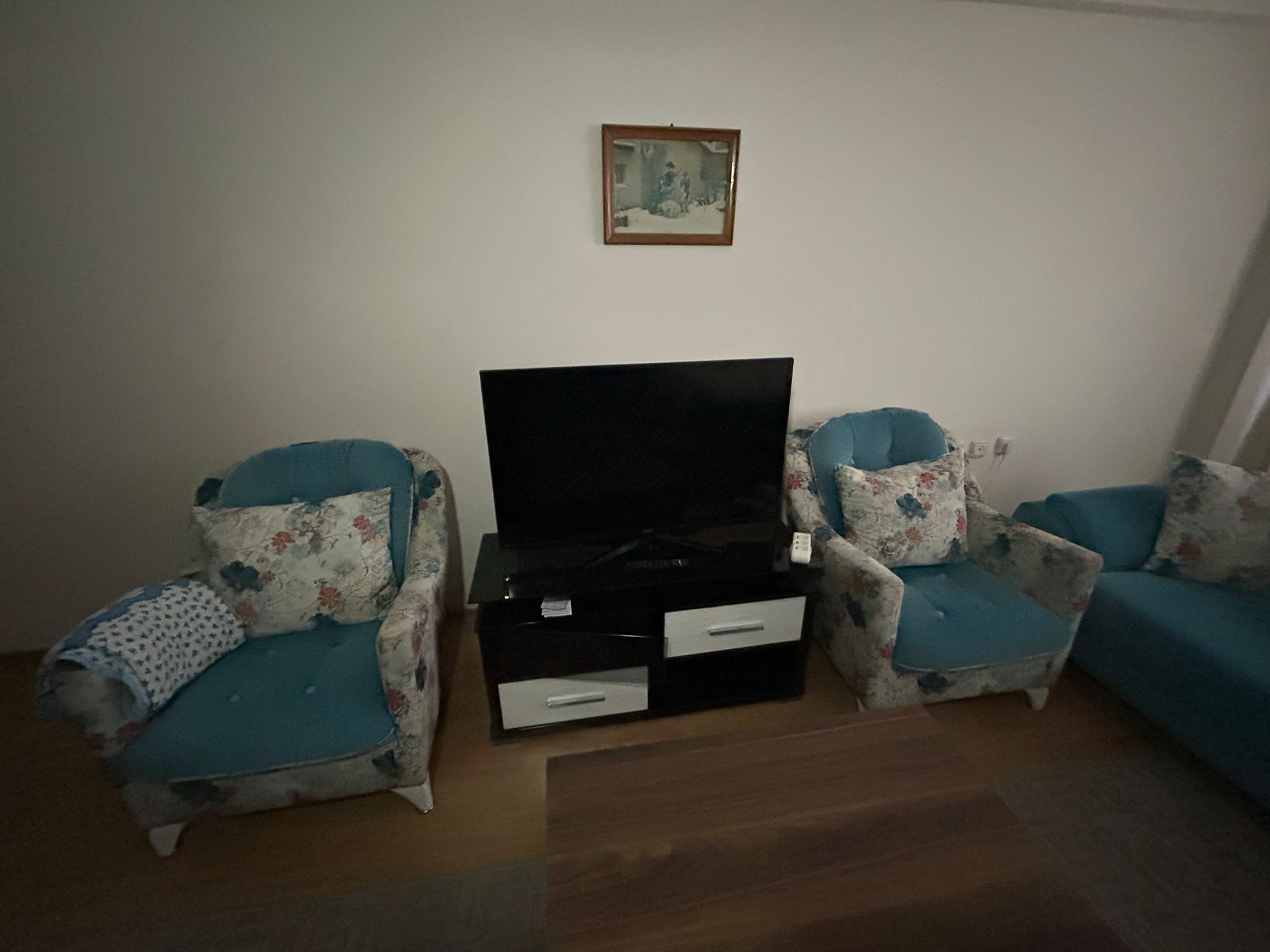 Eşyaları Hazır, Konforu Tam: Cumhuriyet Mahallesi’nde 2+1 Ara Kat