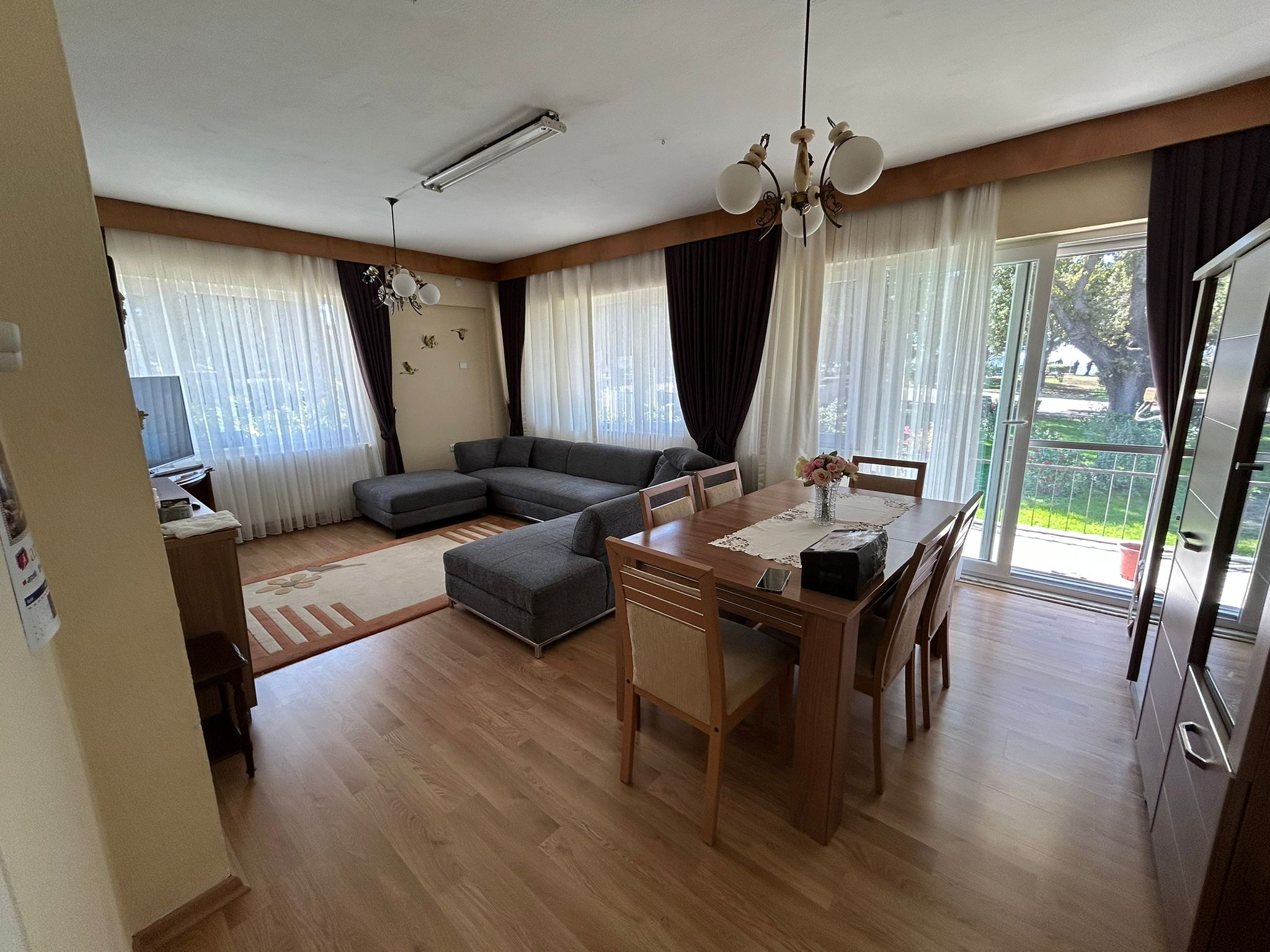 Burhaniye Ören Mahallesi’nde Doğa ve Deniz Manzaralı Satılık Villa Tipi Daire