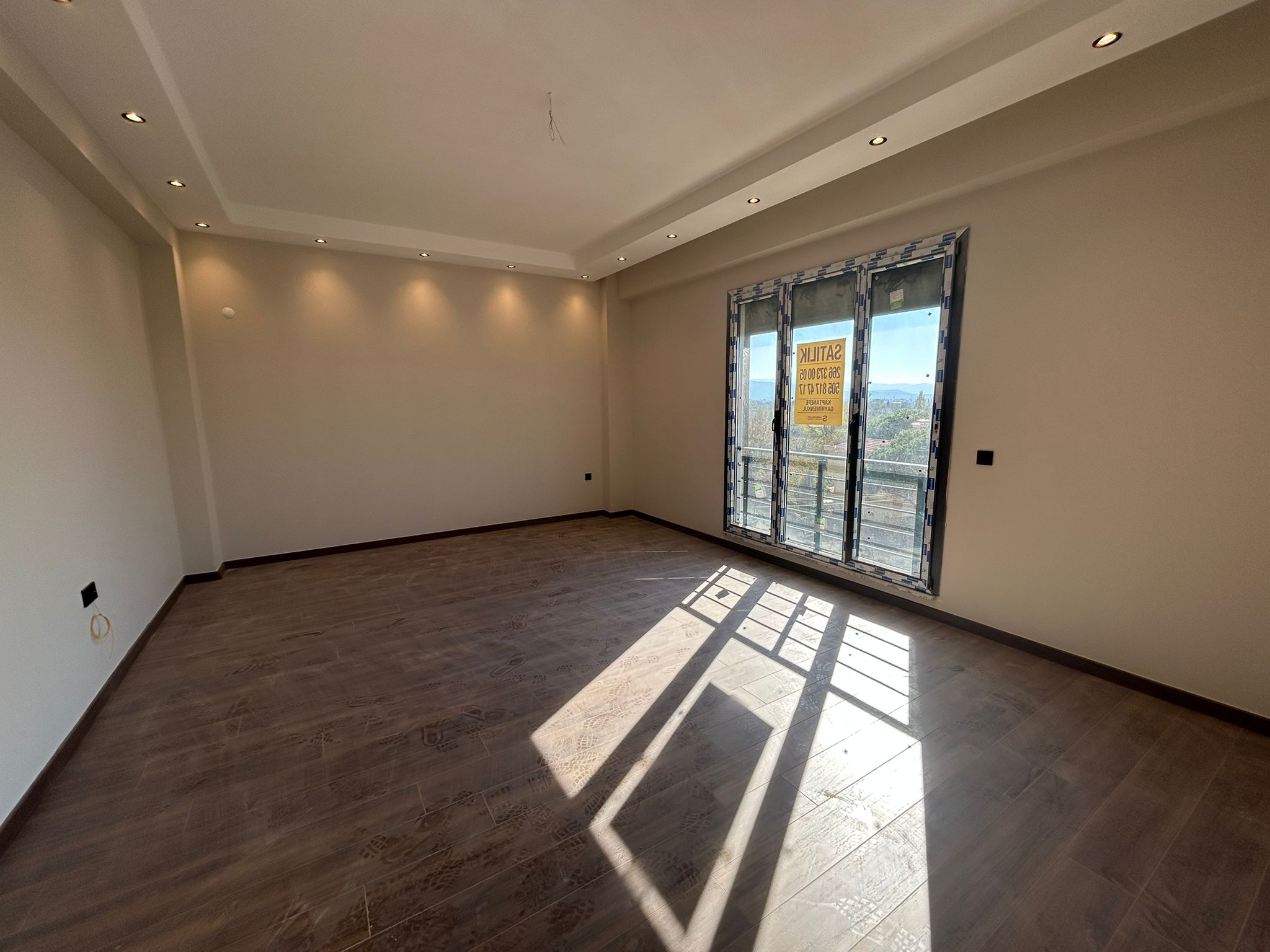 CENNETAYAĞINDA 3+1 SIFIR TERASLI DUBLEKS DAİRE