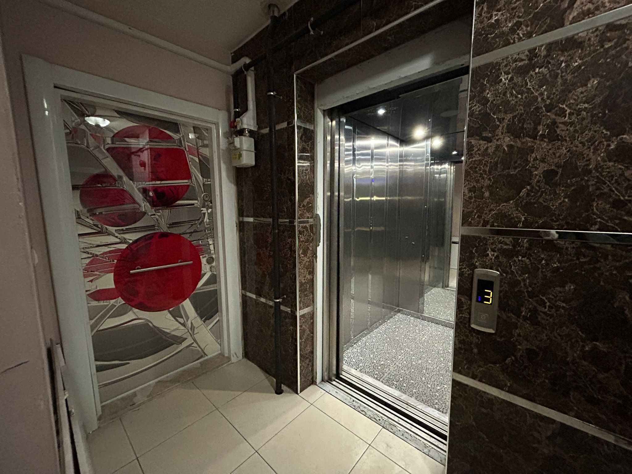 Cumhuriyet Mahallesinde Kiralık 2+1 Daire