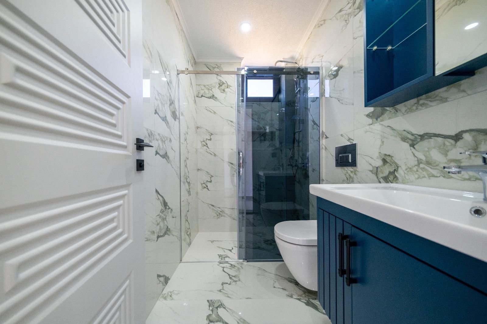 ALTINOLUK’TA 400 m² ARSA İÇERİSİNDE DENİZ VE DOĞA MANZARALI MÜSTAKİL LÜKS VİLLA