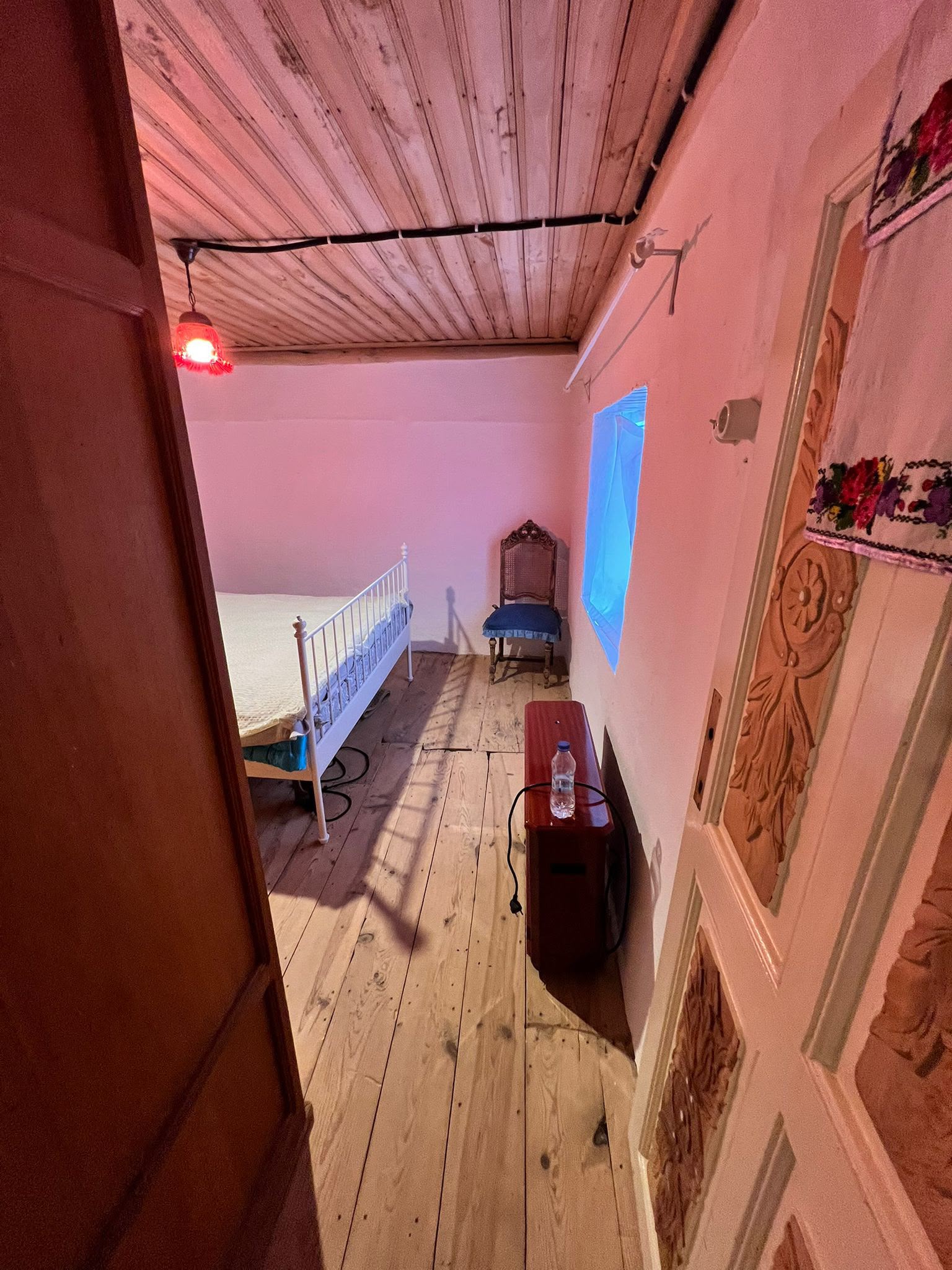 Doğayla İç İçe | 434 M² Arsa İçerisinde Özel Tasarım Köy Evi