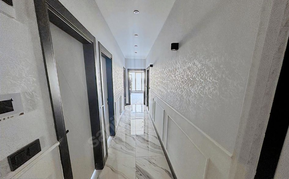 ALTINKUM’DA SATILIK 2+1 AYDINLIK DAİRE DENİZE YÜRÜME MESAFESİNDE