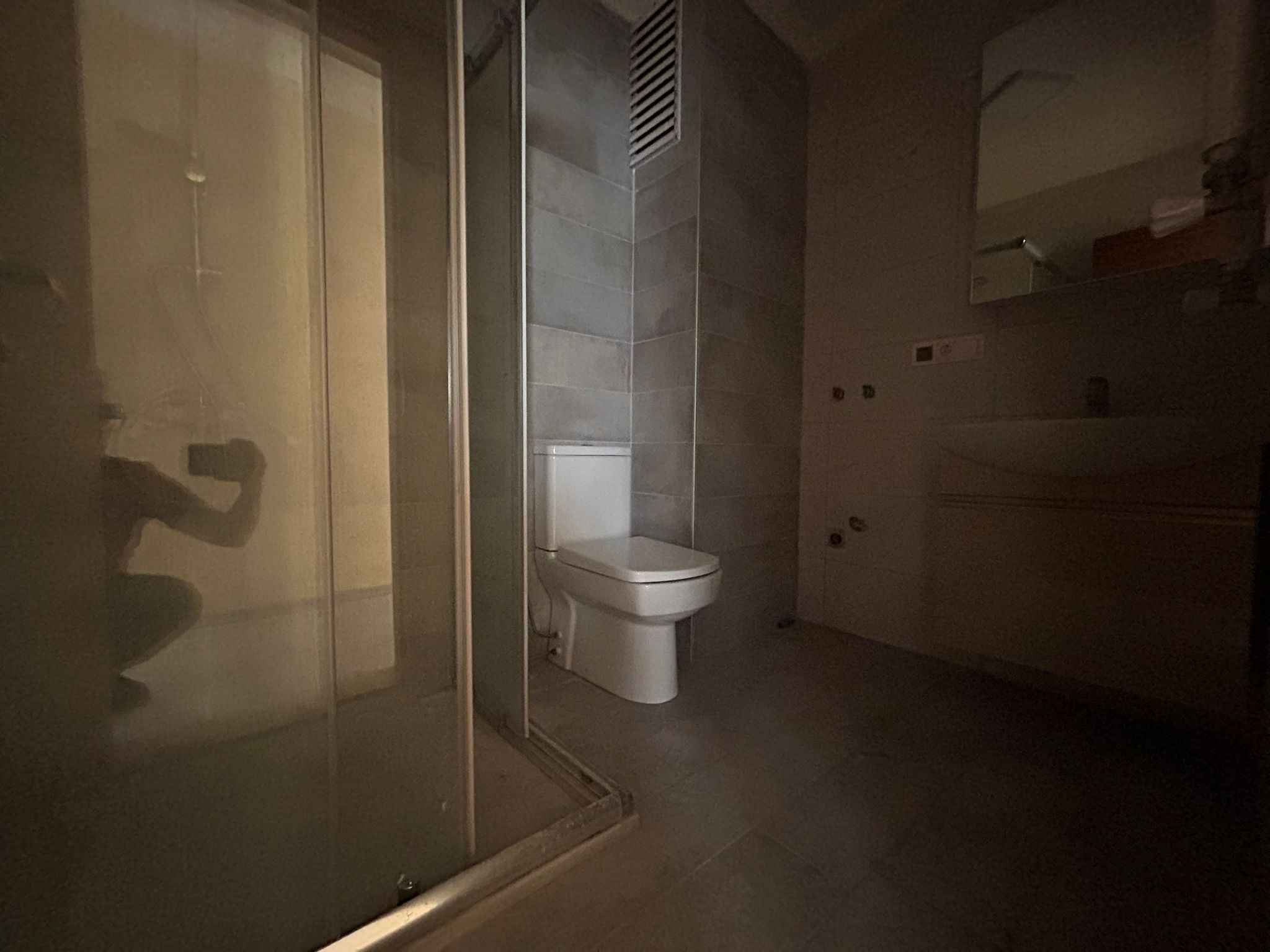 AKÇAY İKİZÇAY MAHALLESİNDE SATILIK ARA KAT 3+1 LÜKS DAİRE (EİDS NO. 1001423)