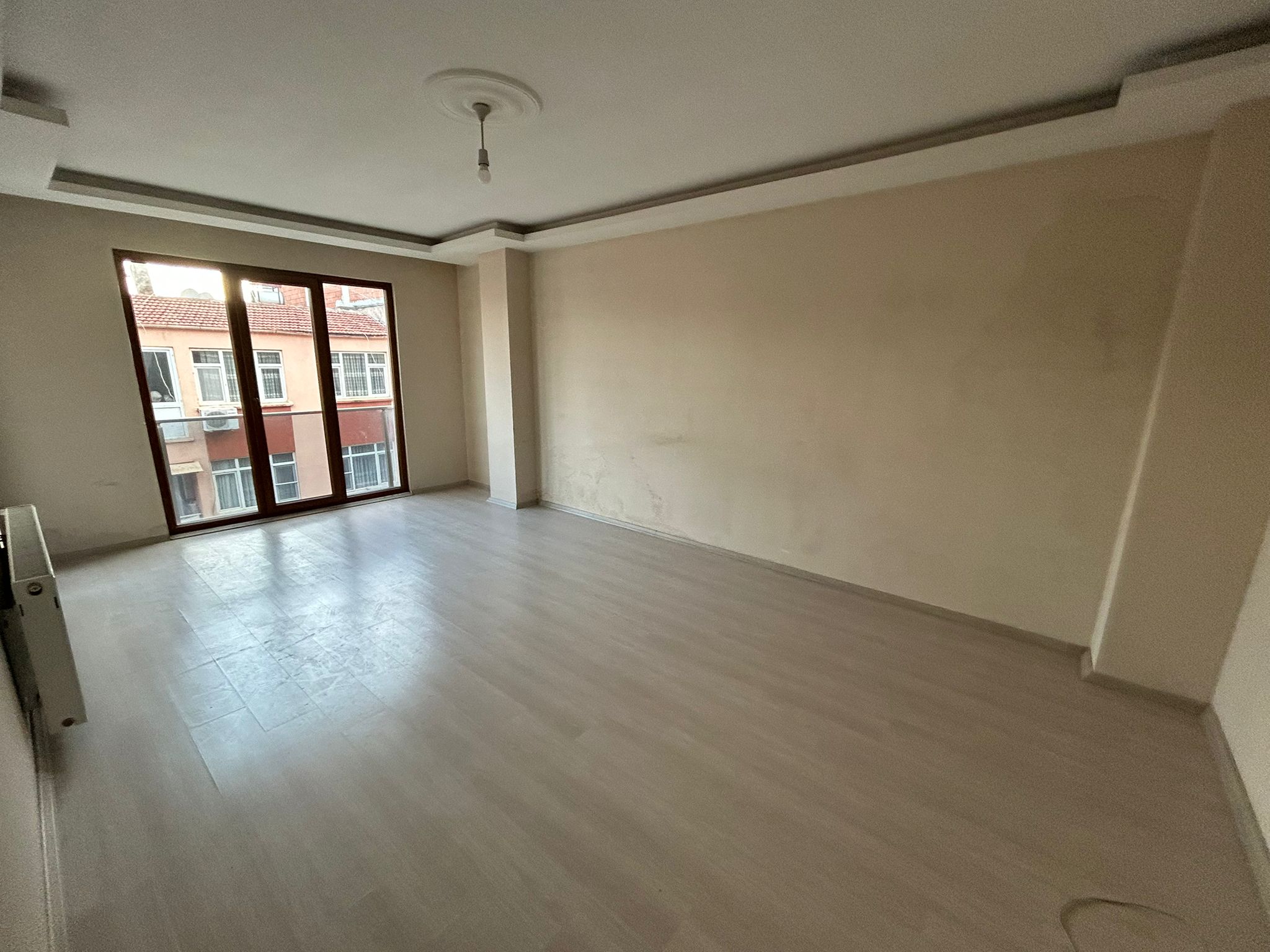 Cumhuriyet Mahallesinde Kiralık 2+1 Daire