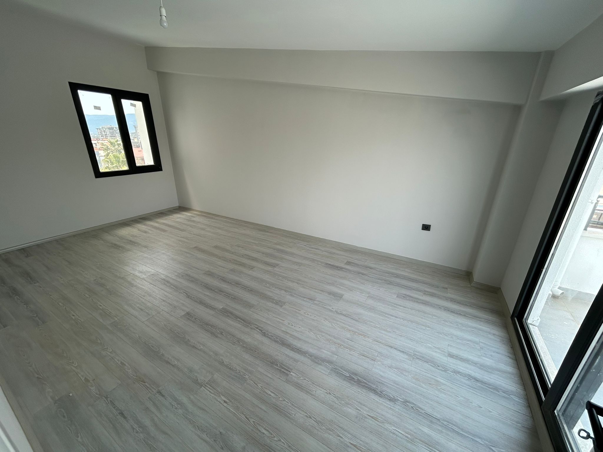 BALIKESİR EDREMİT KADIKÖY’DE SATILIK DUBLEKS DAİRE